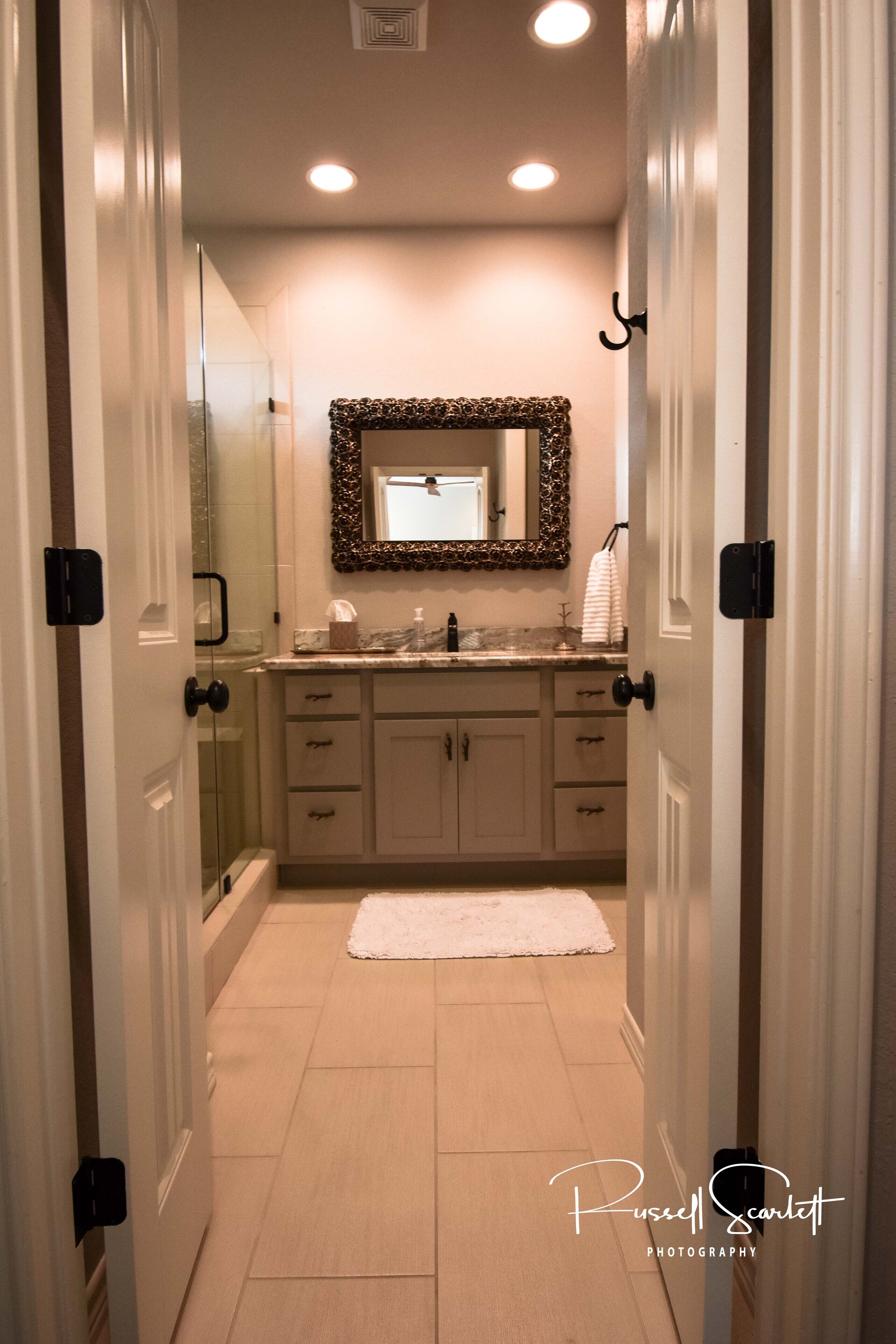 Hullabaloo House with all the comforts of home! - Photo 7