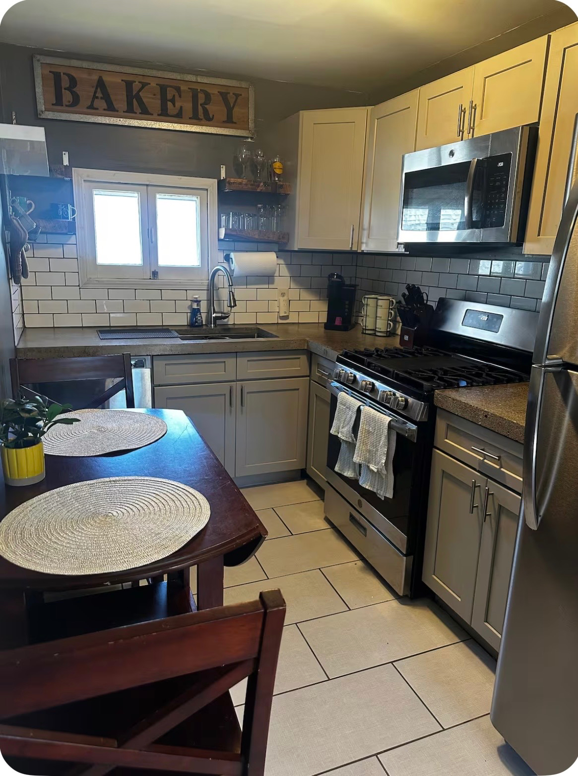 2bedroom north winton village apartment, close to downtown and area hospitals/universities - Photo 5