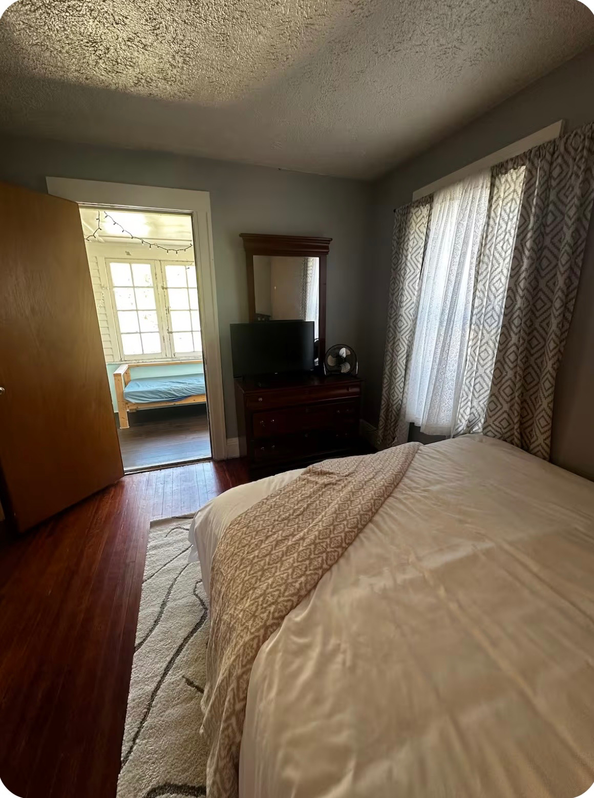 2bedroom north winton village apartment, close to downtown and area hospitals/universities - Photo 8