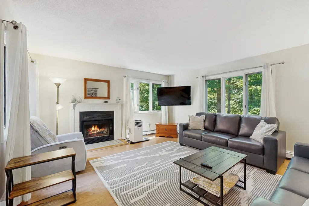 Updated Three-Level Condo | Private Wooded Setting | 2-Bedroom Suites | Dedicated Workspace | Two De - Photo 2