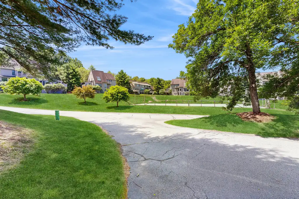 Updated Three-Level Condo | Private Wooded Setting | 2-Bedroom Suites | Dedicated Workspace | Two De - Photo 11