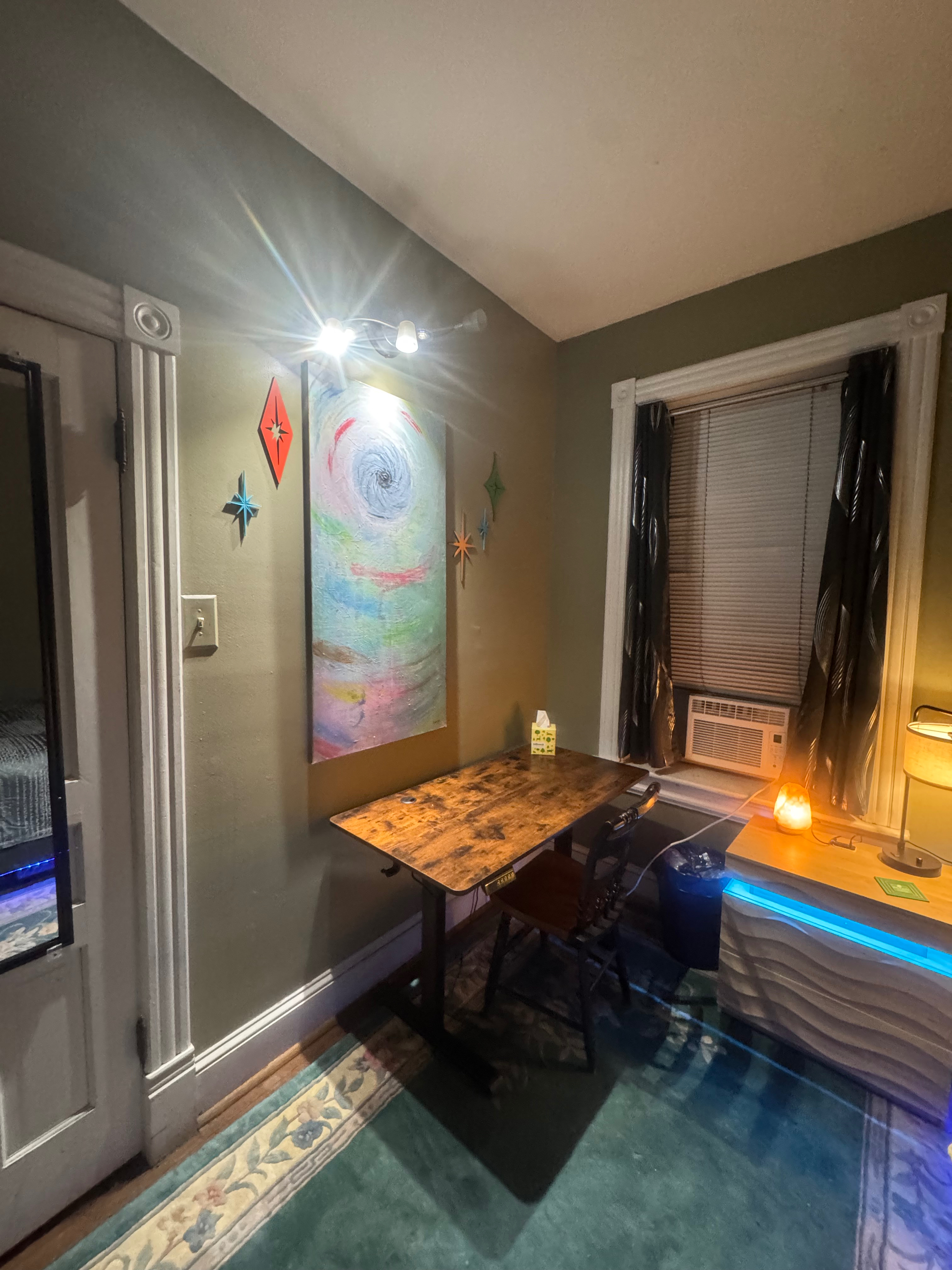 Bright and comfortable room- Your DC Home Between Shifts | Furnished Room Near Three Major Hospitals - Photo 1