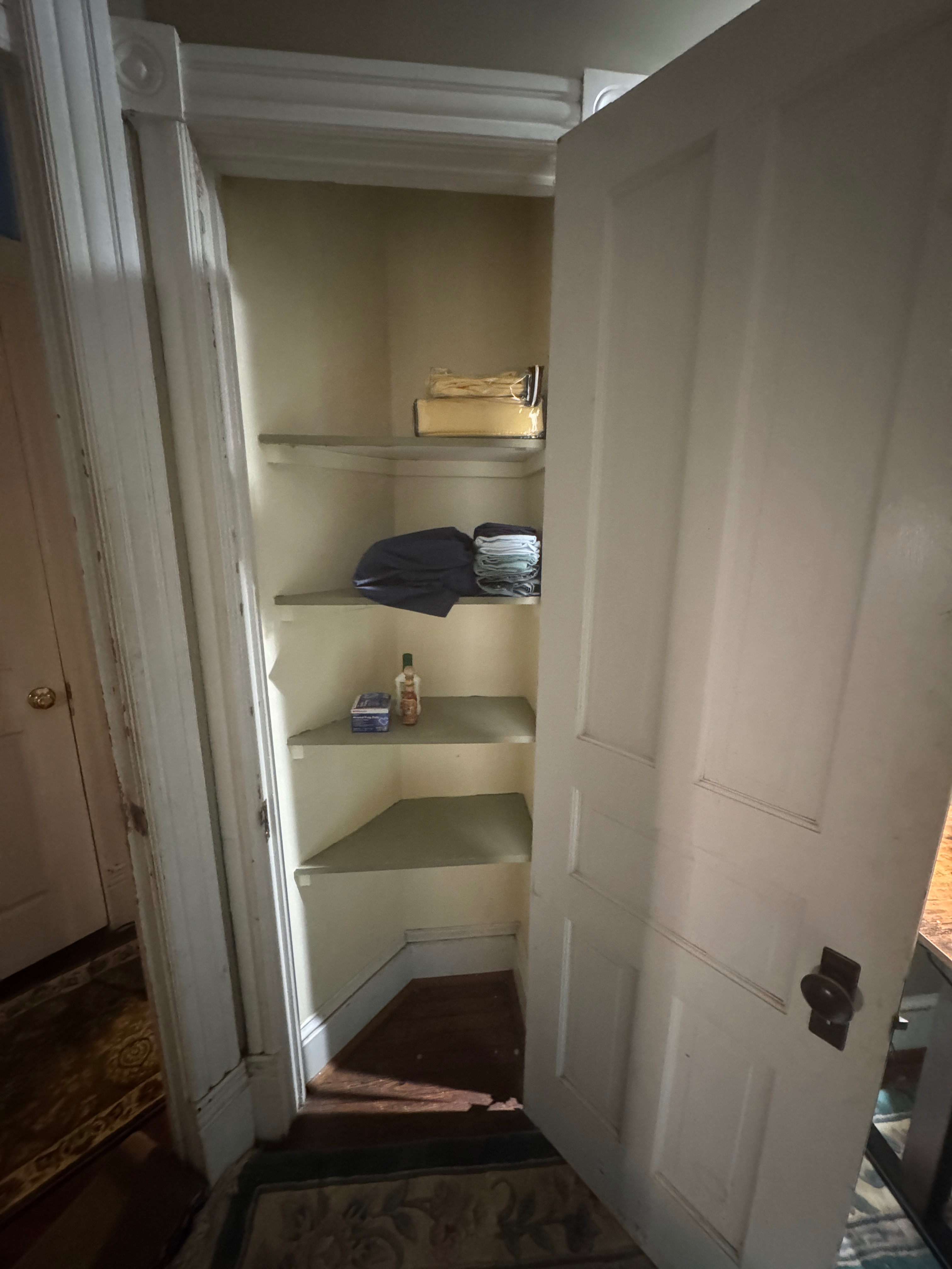 Bright and comfortable room- Your DC Home Between Shifts | Furnished Room Near Three Major Hospitals - Photo 4
