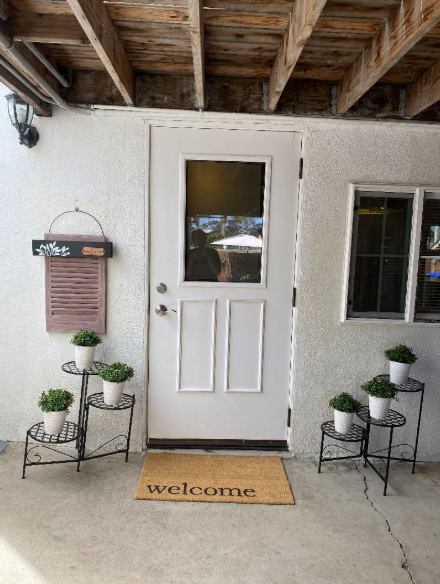 Cozy Beachy Vibe in quiet OB neighborhood - Photo 3