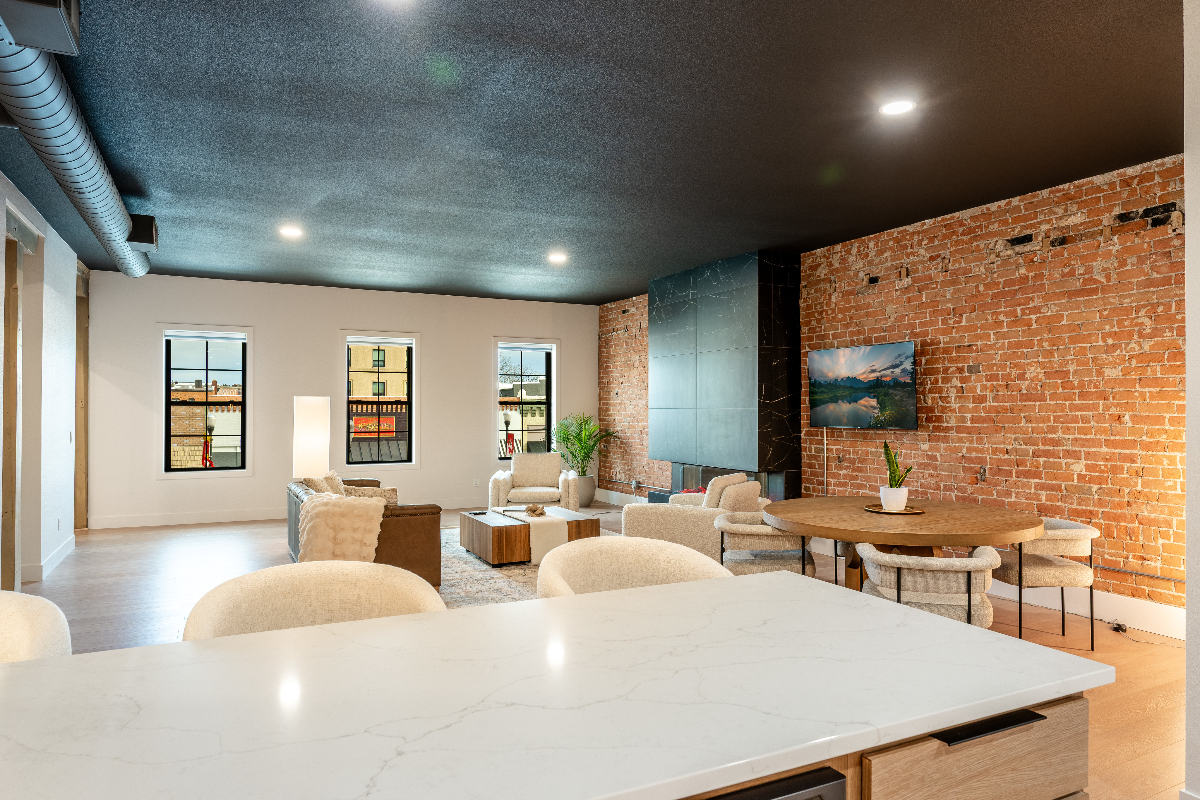 The Onyx - Luxury 2BR Suite in Downtown Sheridan - Photo 12
