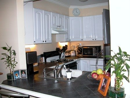 Next to Penn Station, sleeps 2 separately - Photo 2