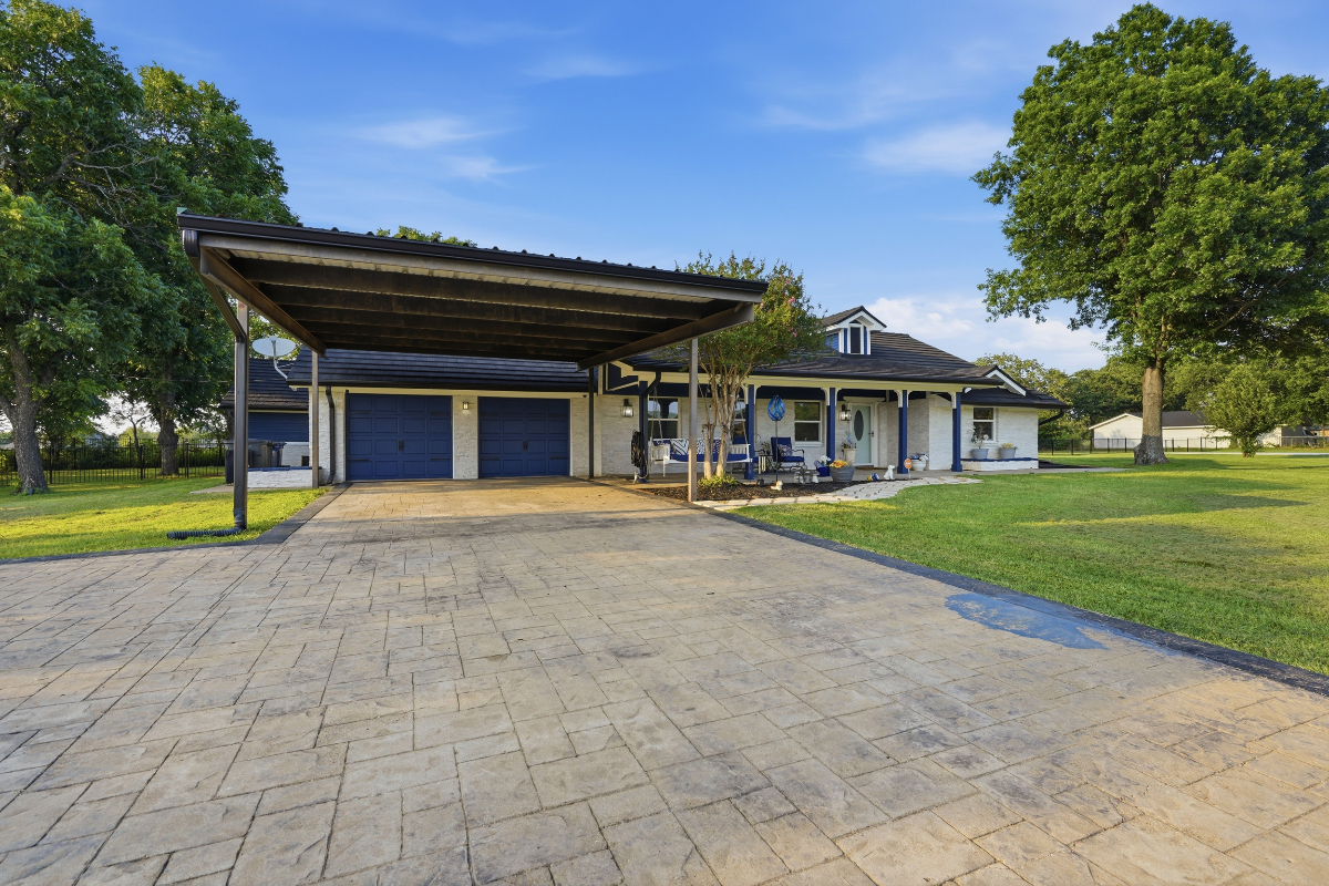 Gated Burleson Country Retreat on 2.78 Acres | Private Furnished 3BR 2BTH Main House Wing | Separate - Photo 3