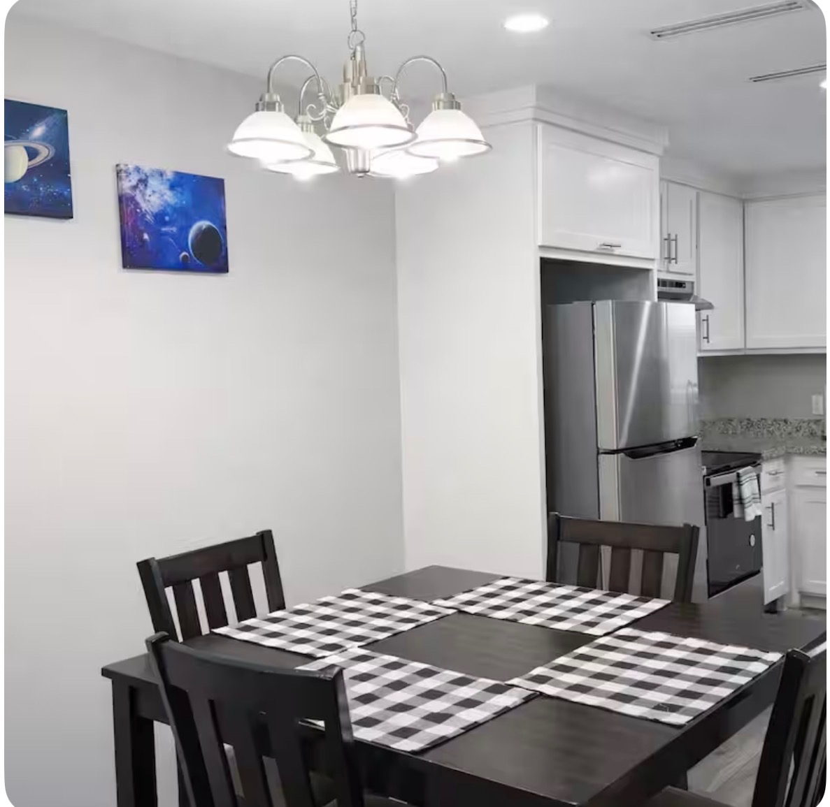 Cozy Furnished Home Perfect for Traveling Professional - Photo 1