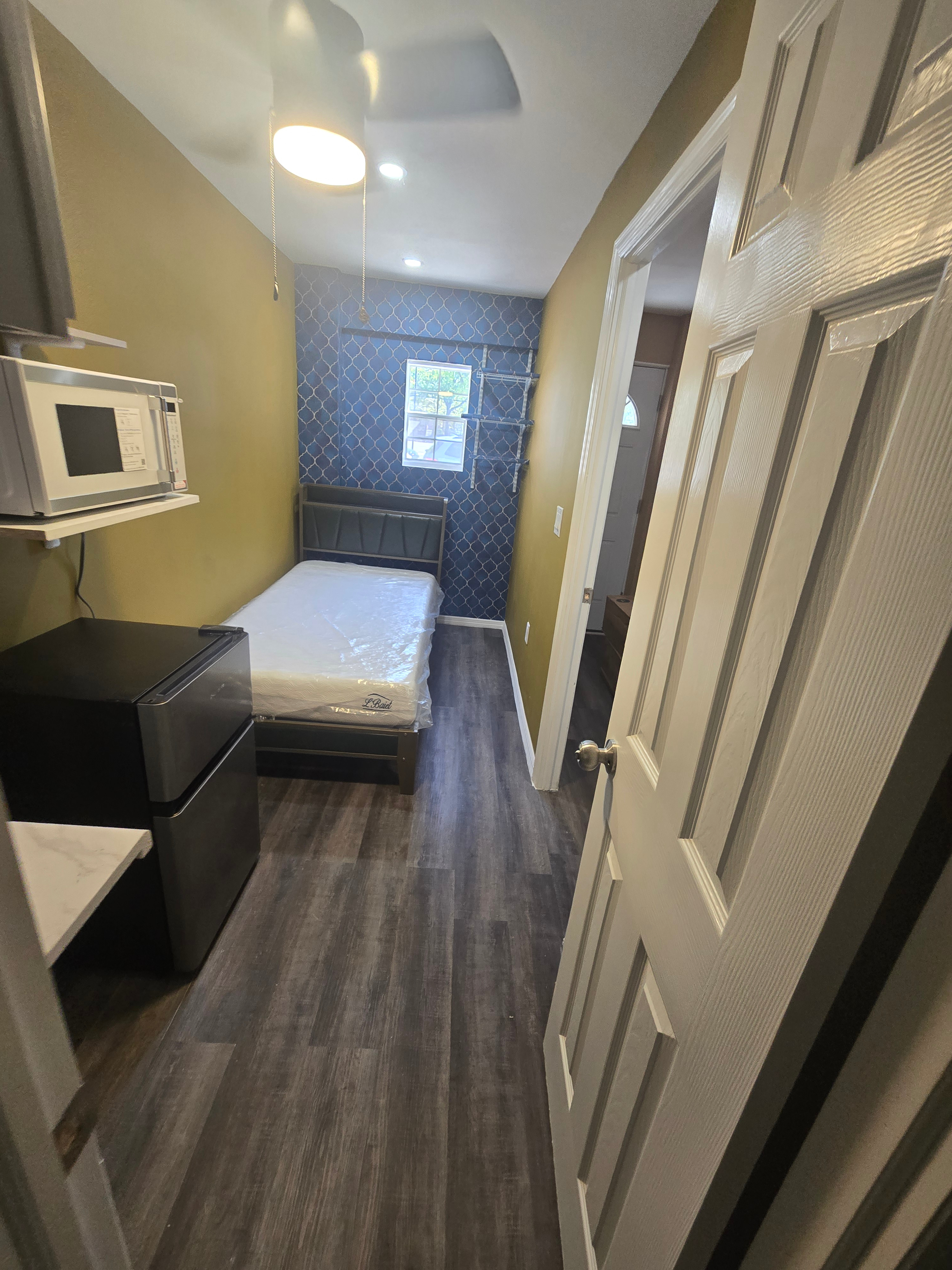 Private boutique-style professional retreat - Photo 1