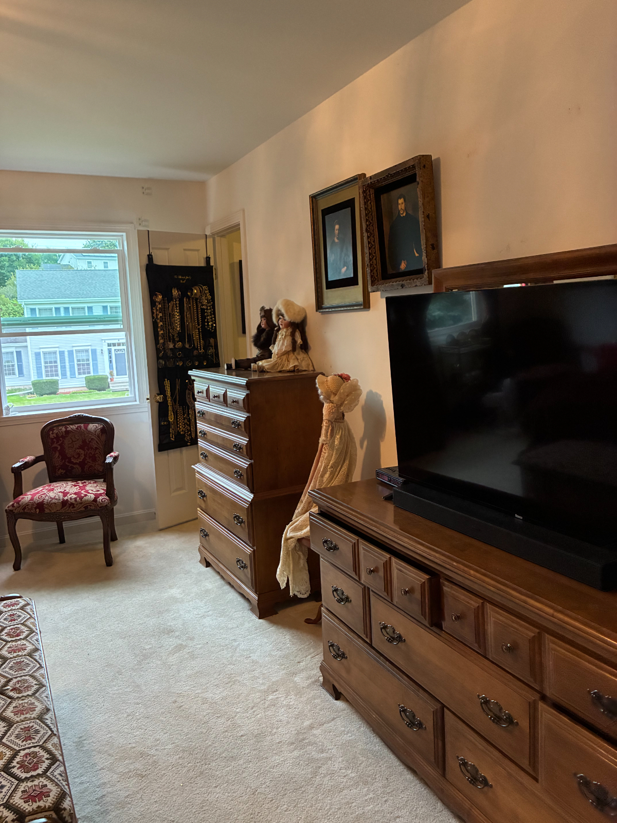 Louise's Cozy Furnished Rooms in a Peaceful Home - Utilities, Wi-Fi & Parking Included - Photo 5