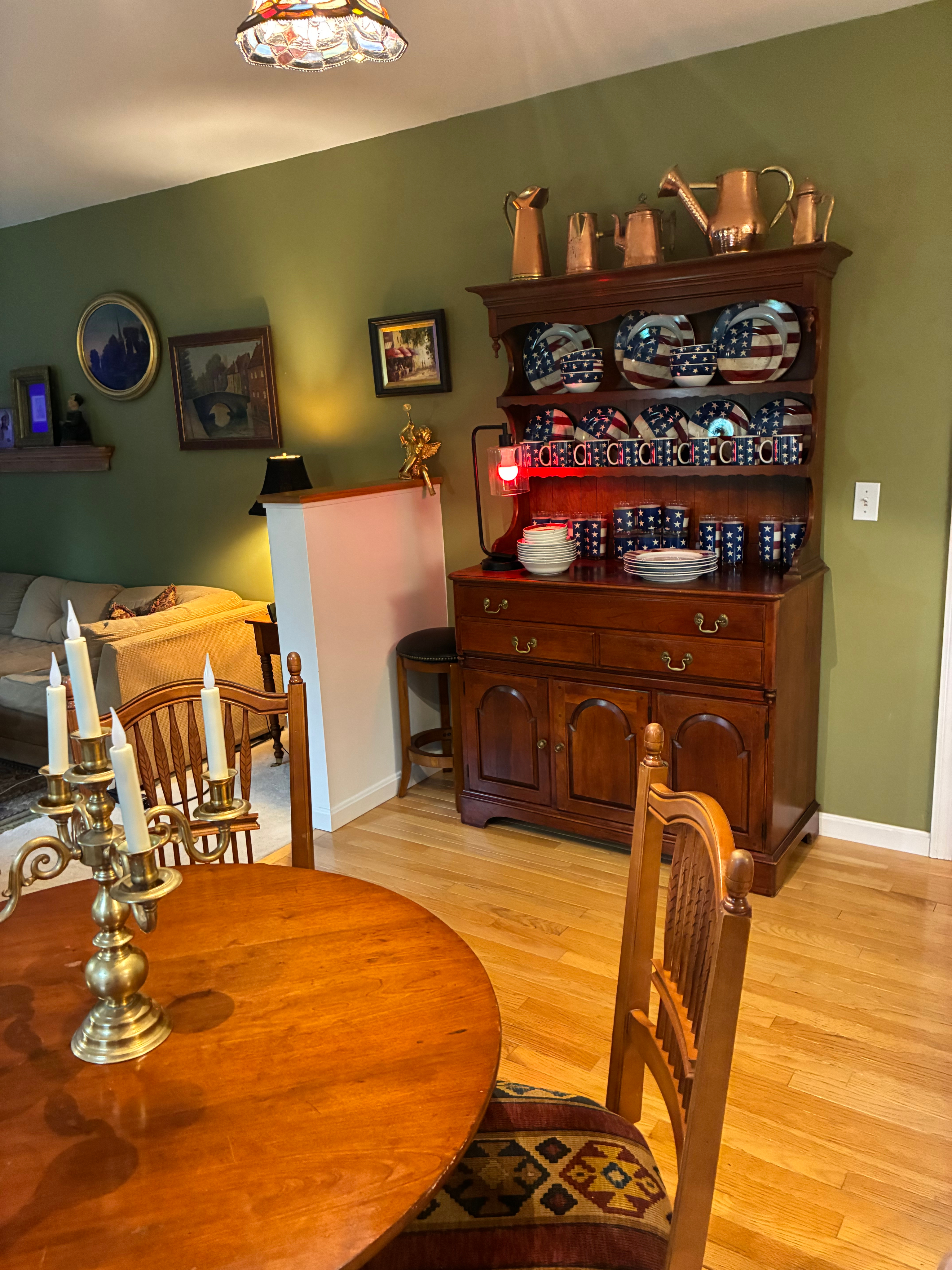 Louise's Cozy Furnished Rooms in a Peaceful Home - Utilities, Wi-Fi & Parking Included - Photo 8