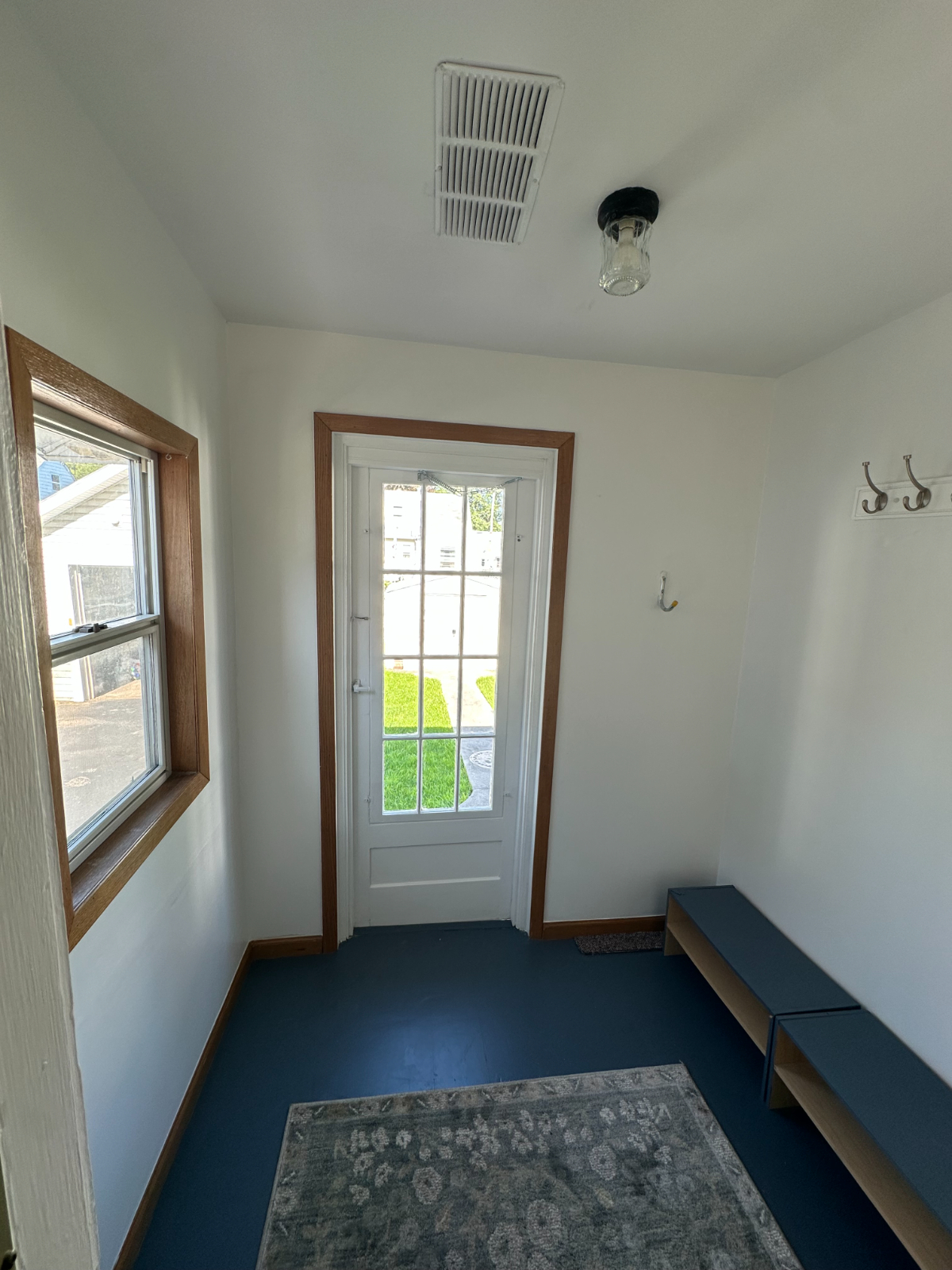Newly Renovated Home Near Downtown Syracuse - Photo 9