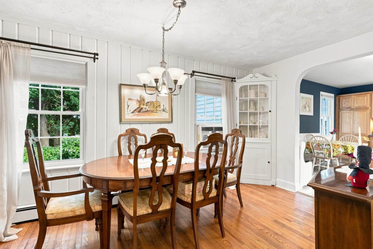 Small village feel, room to spread out! - Photo 10