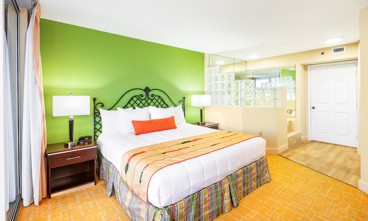 Vacation Village Bonaventure Deluxe One Bedroom King Suite with Sofa sleeper