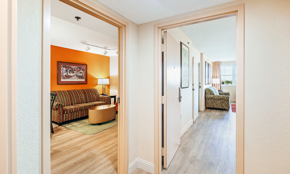 Vacation Village Bonaventure Deluxe One Bedroom King Suite with Sofa sleeper - Photo 8