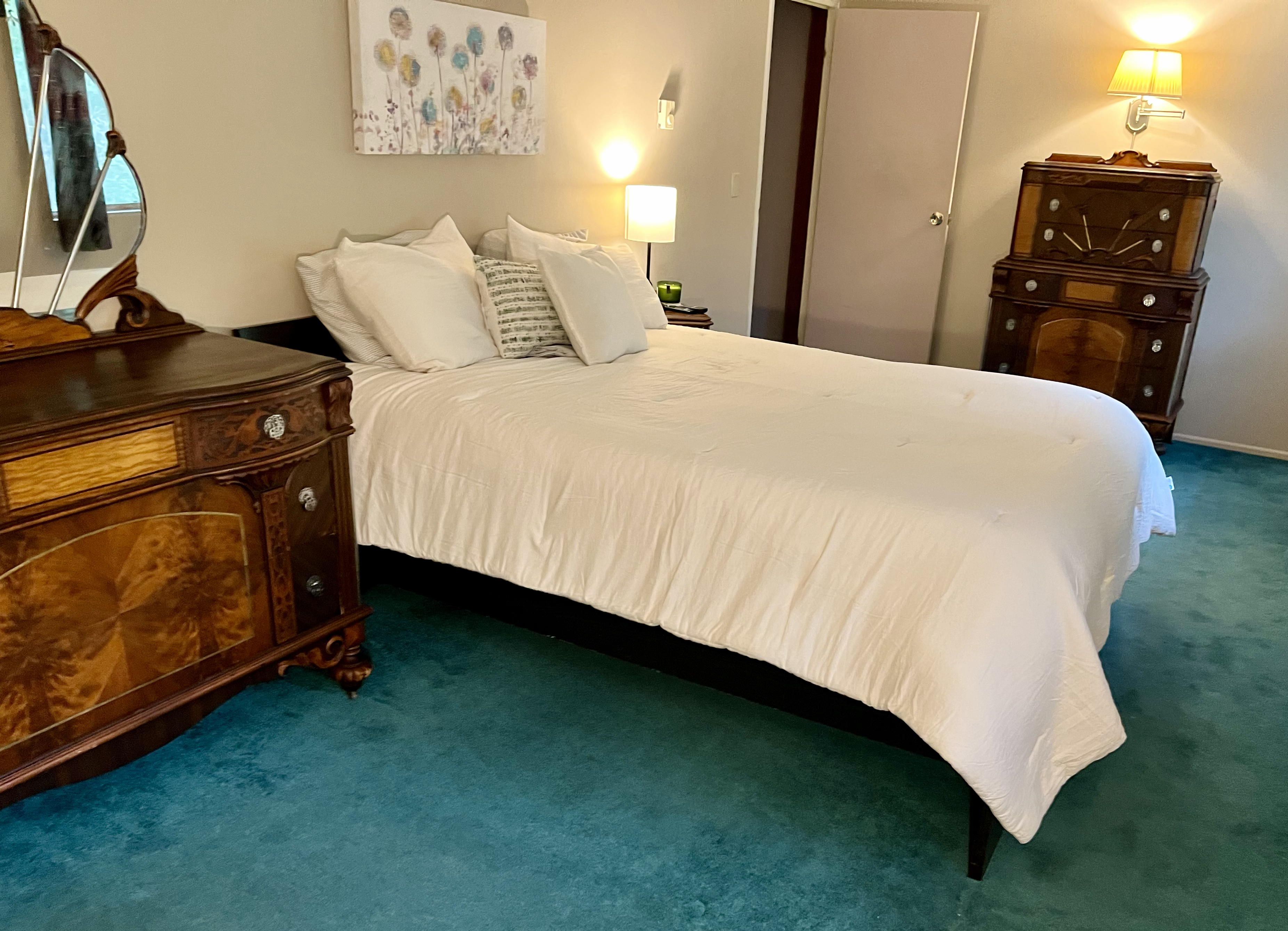 Large 1 private bedroom w/full private bath in quiet neighborhood - Photo 2