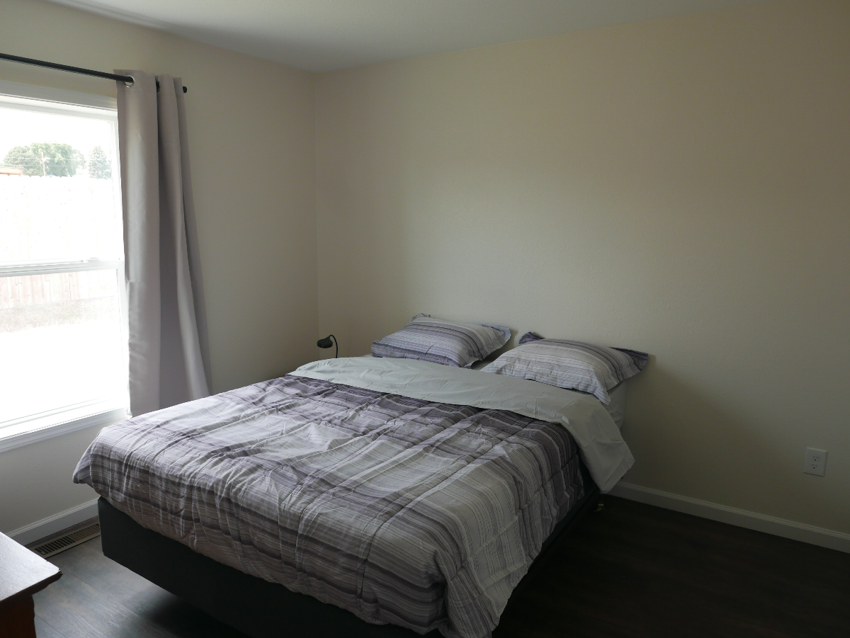 Brand-New Furnished 2BR with Utilities, Wi-Fi & Mountain Views - Near the Bighorn Mountains - Photo 6