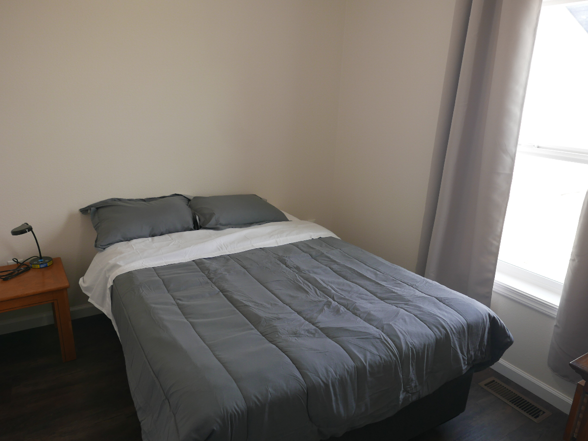 Brand-New Furnished 2BR with Utilities, Wi-Fi & Mountain Views - Near the Bighorn Mountains - Photo 8