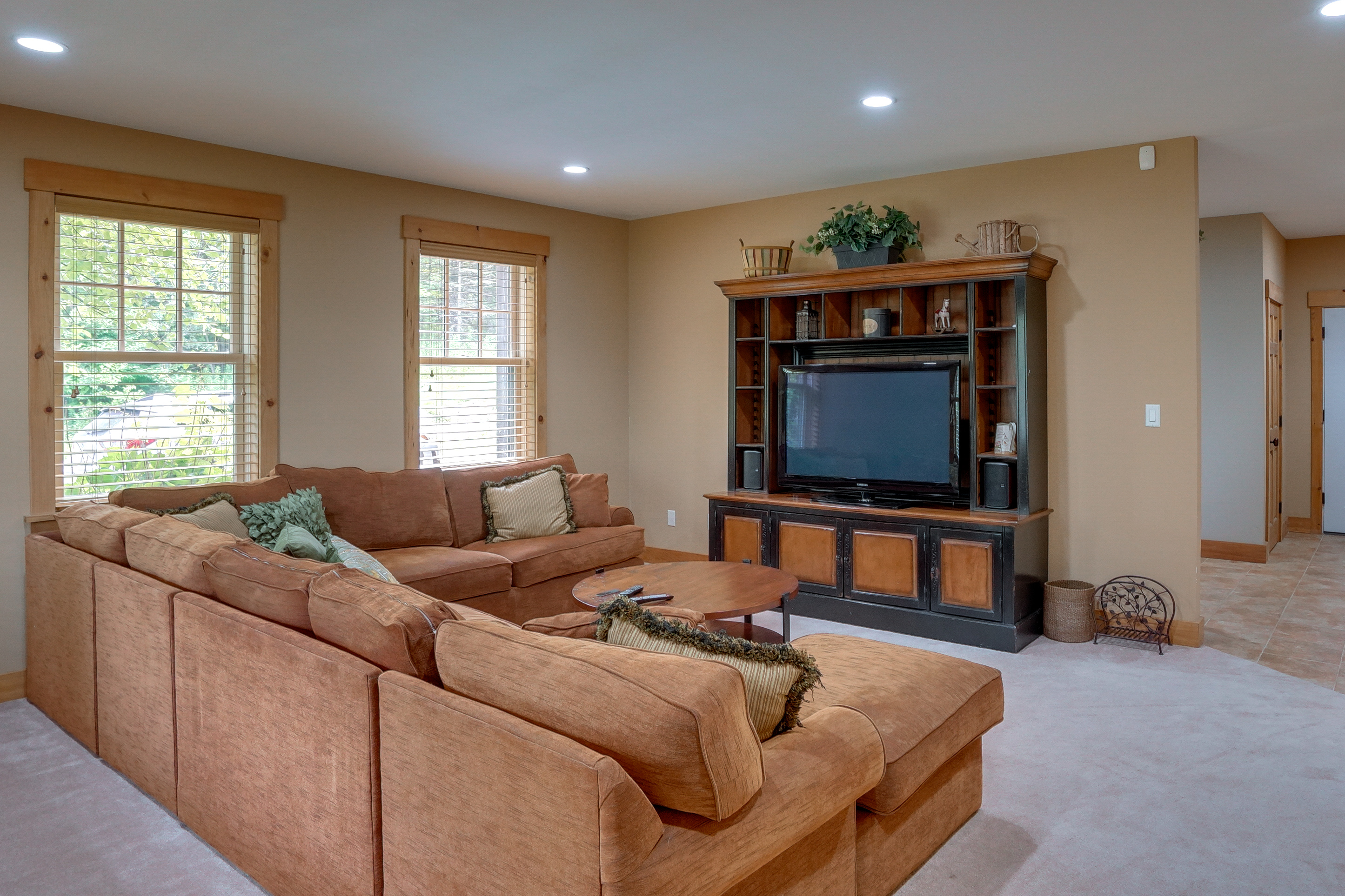 Great for Groups! Spacious Extended Stay in Ludlow - 586159 - Photo 12