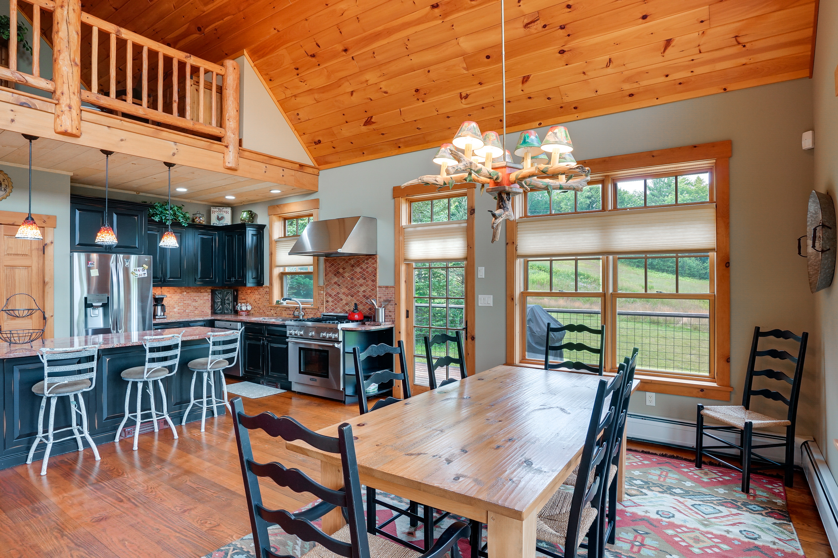 Great for Groups! Spacious Extended Stay in Ludlow - 586159 - Photo 8