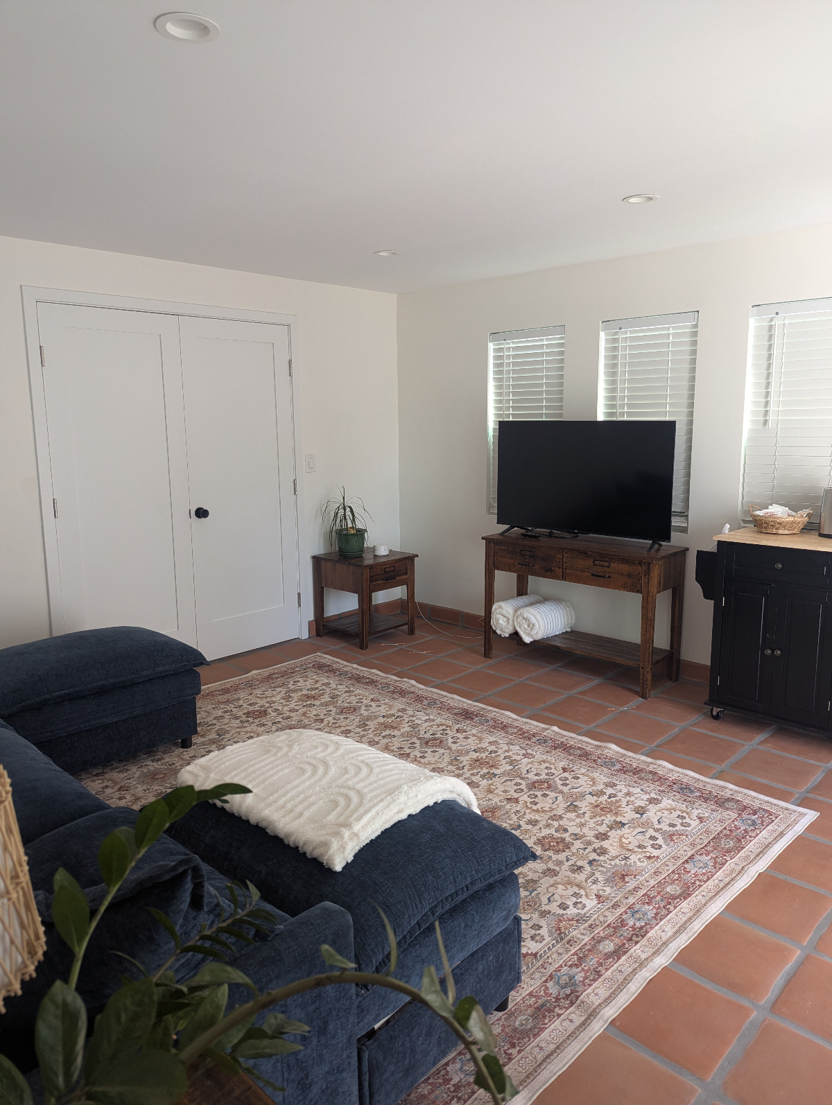 Private Suite Near Glendale Hospitals & DTLA - Atwater Village - Photo 2