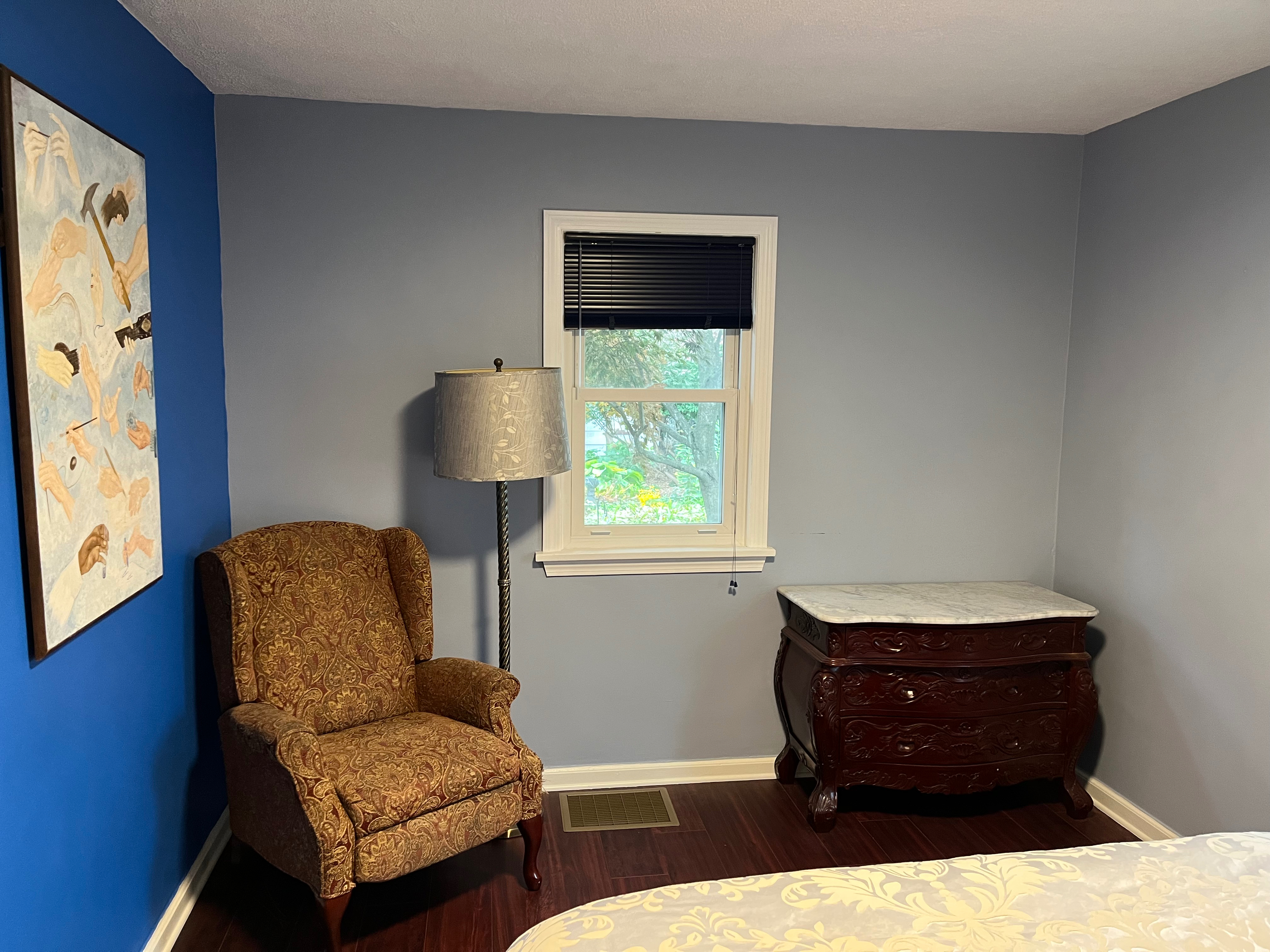 Private first-floor room in a quiet, working class neighborhood, - Photo 7