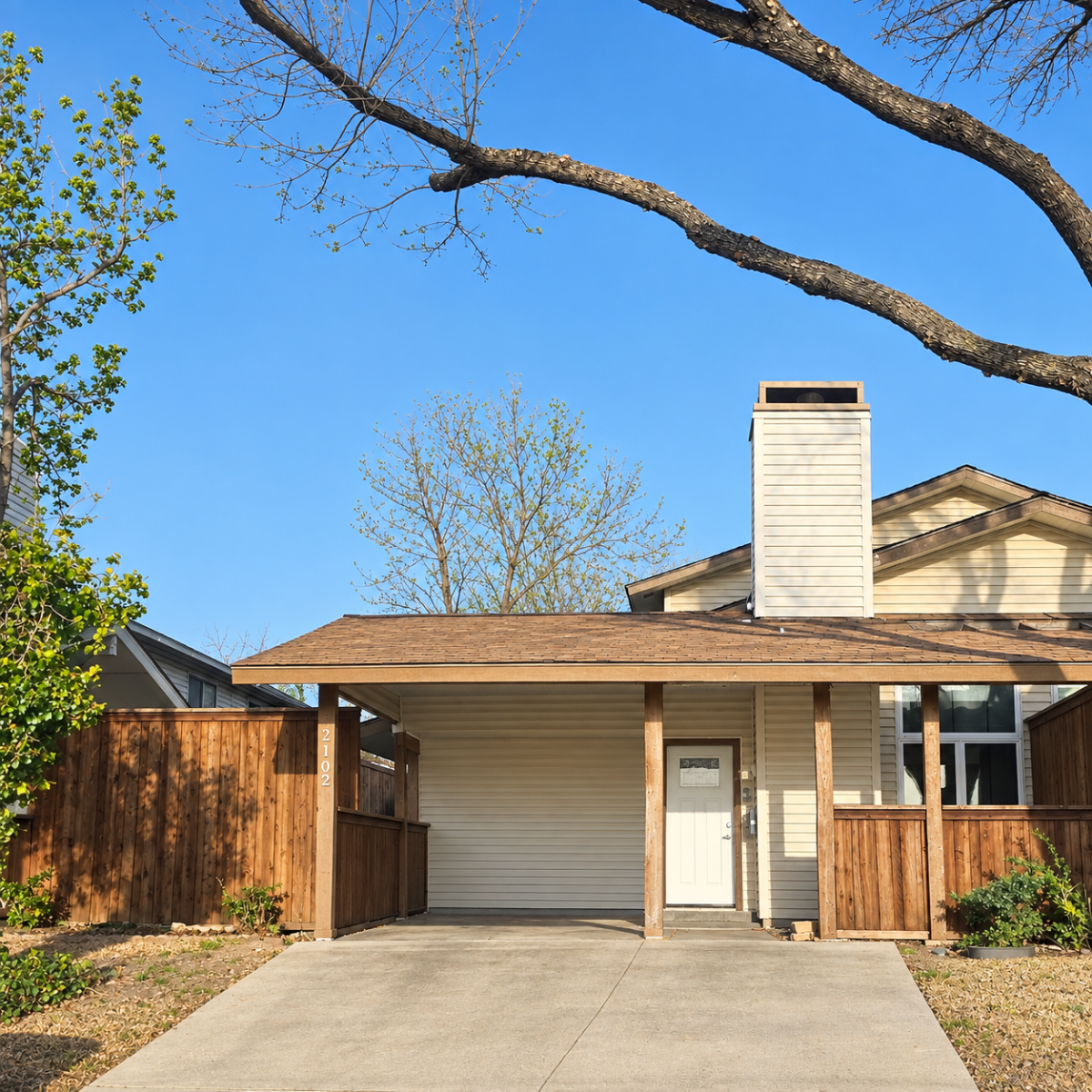 Spacious Furnished Townhome in Carrollton, TX - Photo 1