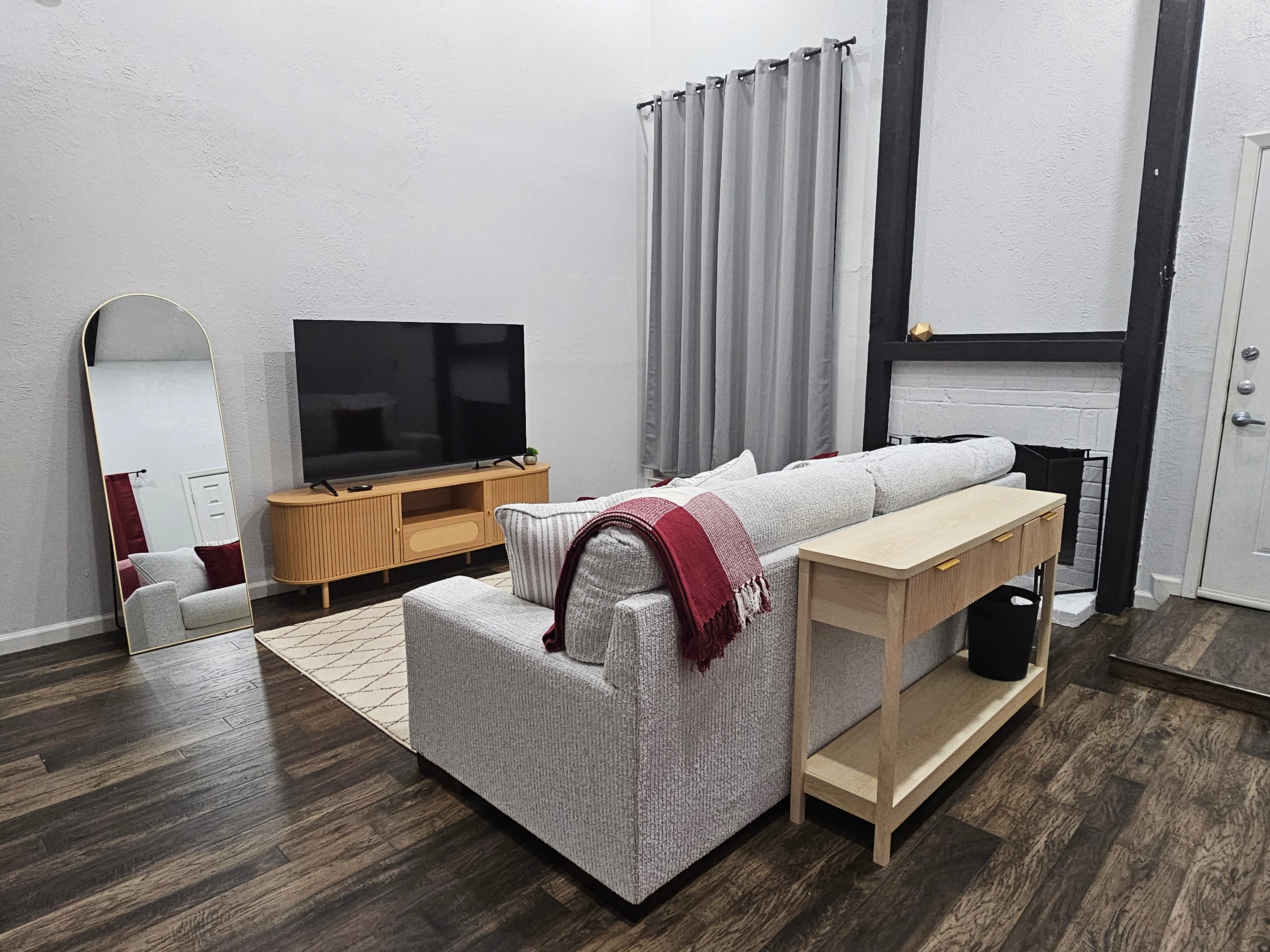 Spacious Furnished Townhome in Carrollton, TX - Photo 3