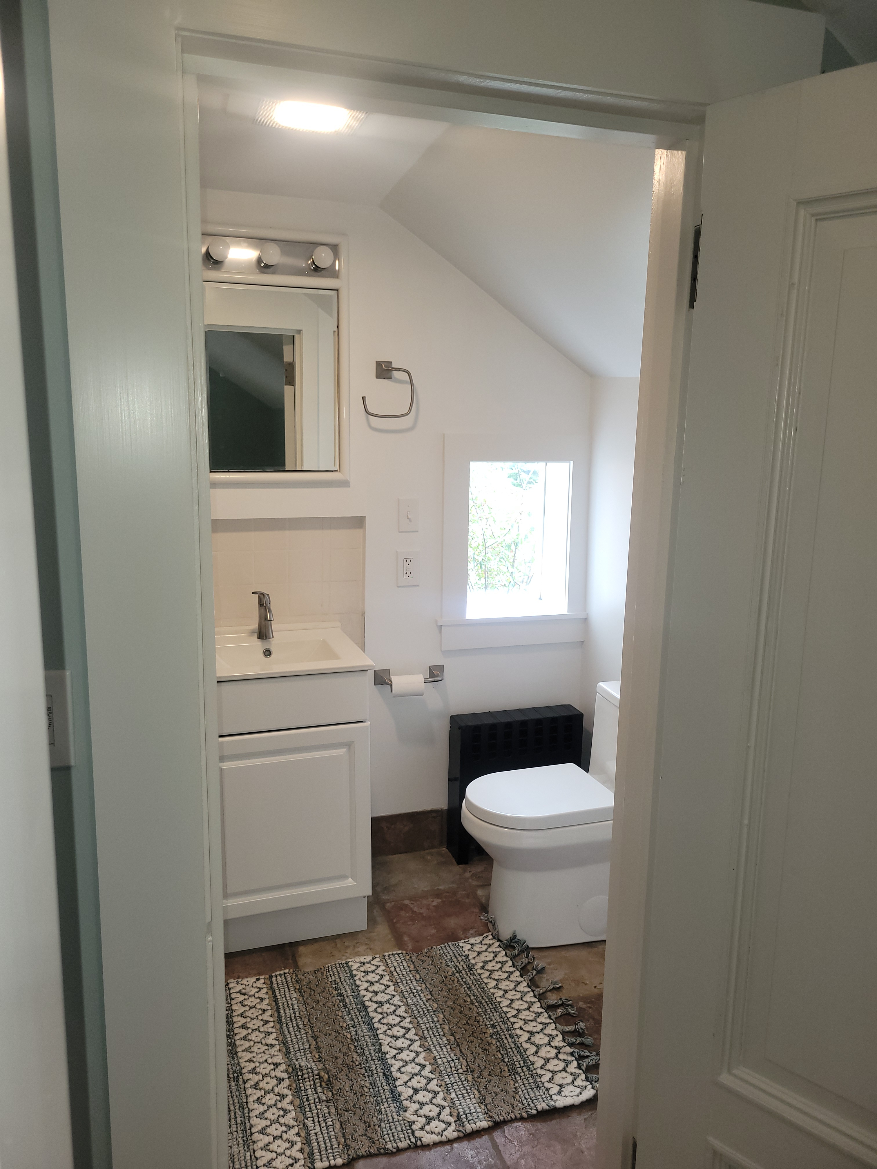 Renovated Apartment in the Hamlet of Hoosick --Direct Access Route 7 East to Albany West to Benningt - Photo 5