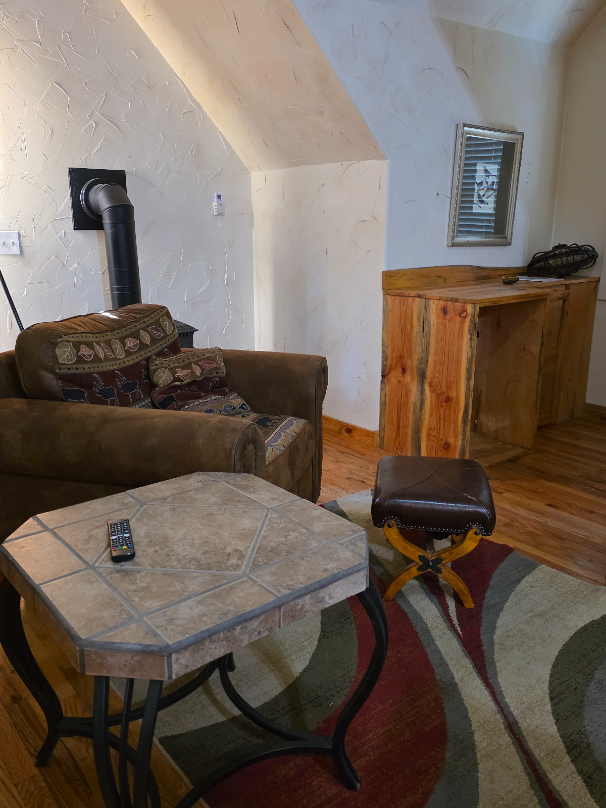 Charming and spacious apartment in the foothills of the Big Horns - Photo 7