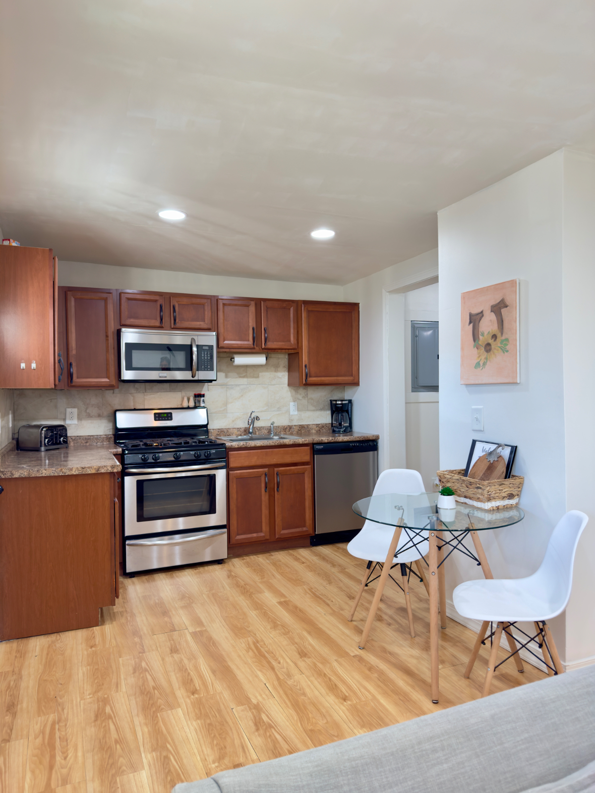 Walk to Downtown + Saratoga Hospital | Furnished 1BR | W/D + Parking - Photo 2