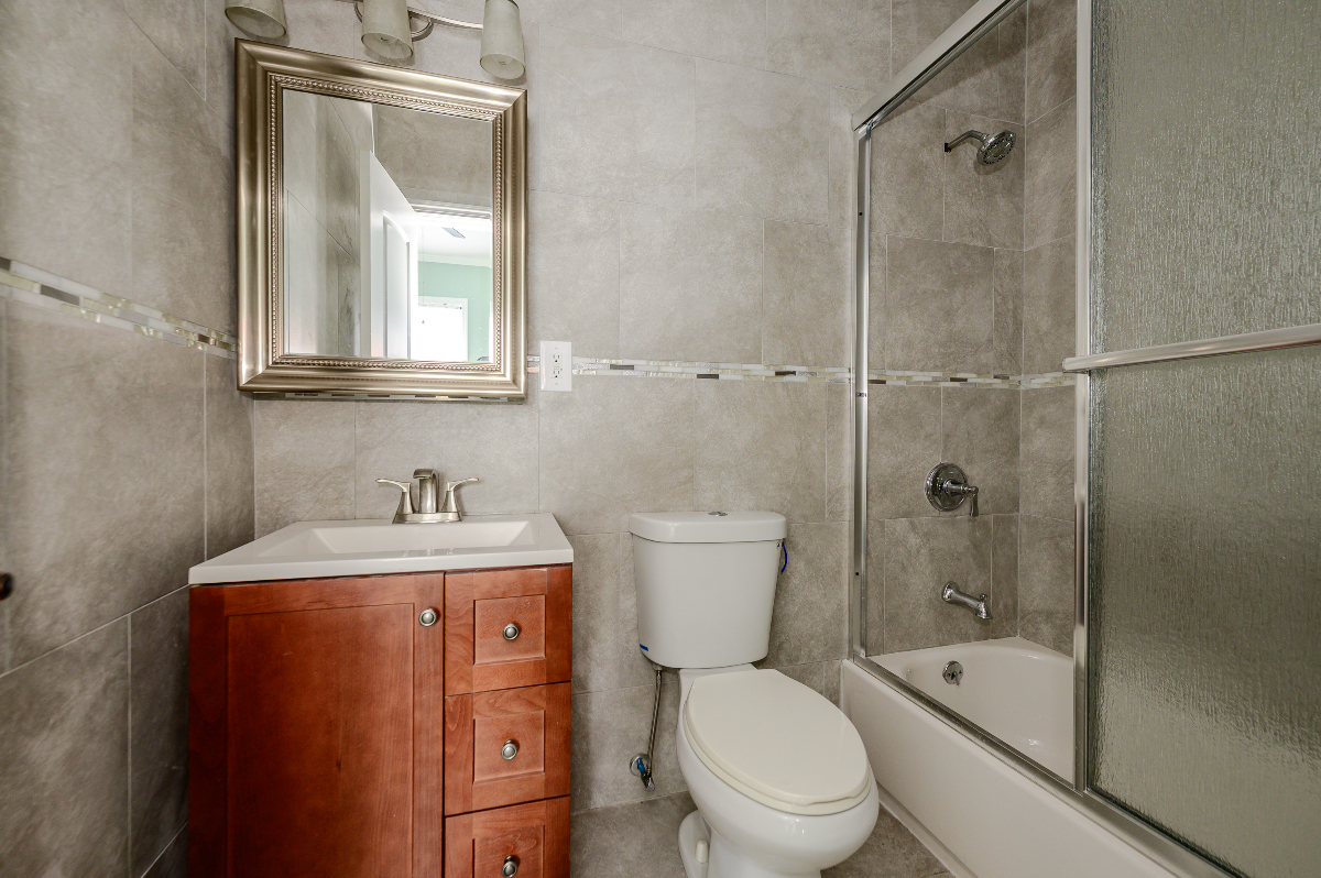 Minutes away from NYC-The Bronx Nest | Spacious Furnished Home for Work & Extended Stays NEST 1 - Photo 11