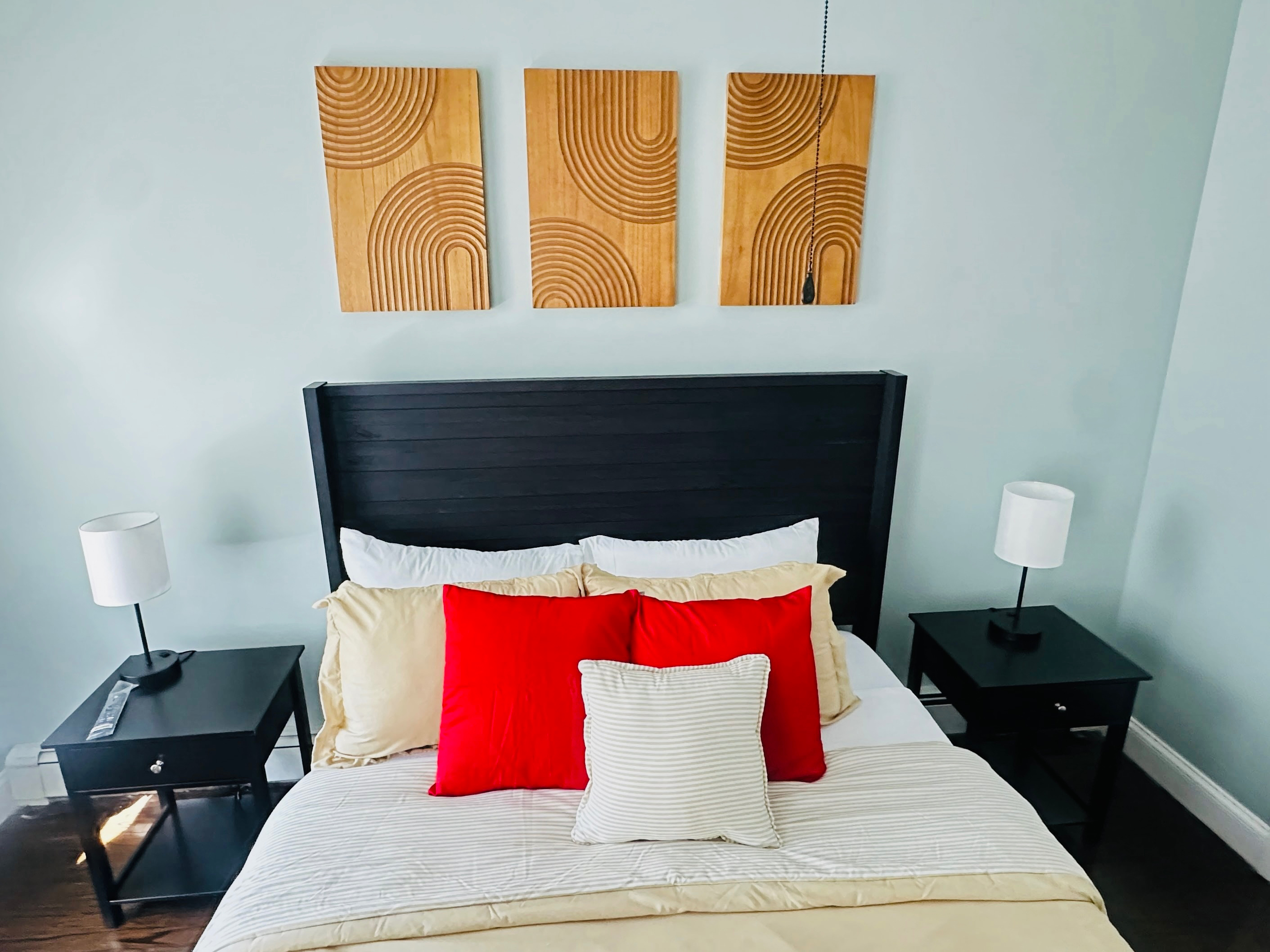 Minutes away from NYC-The Bronx Nest | Spacious Furnished Home for Work & Extended Stays NEST 1 - Photo 6