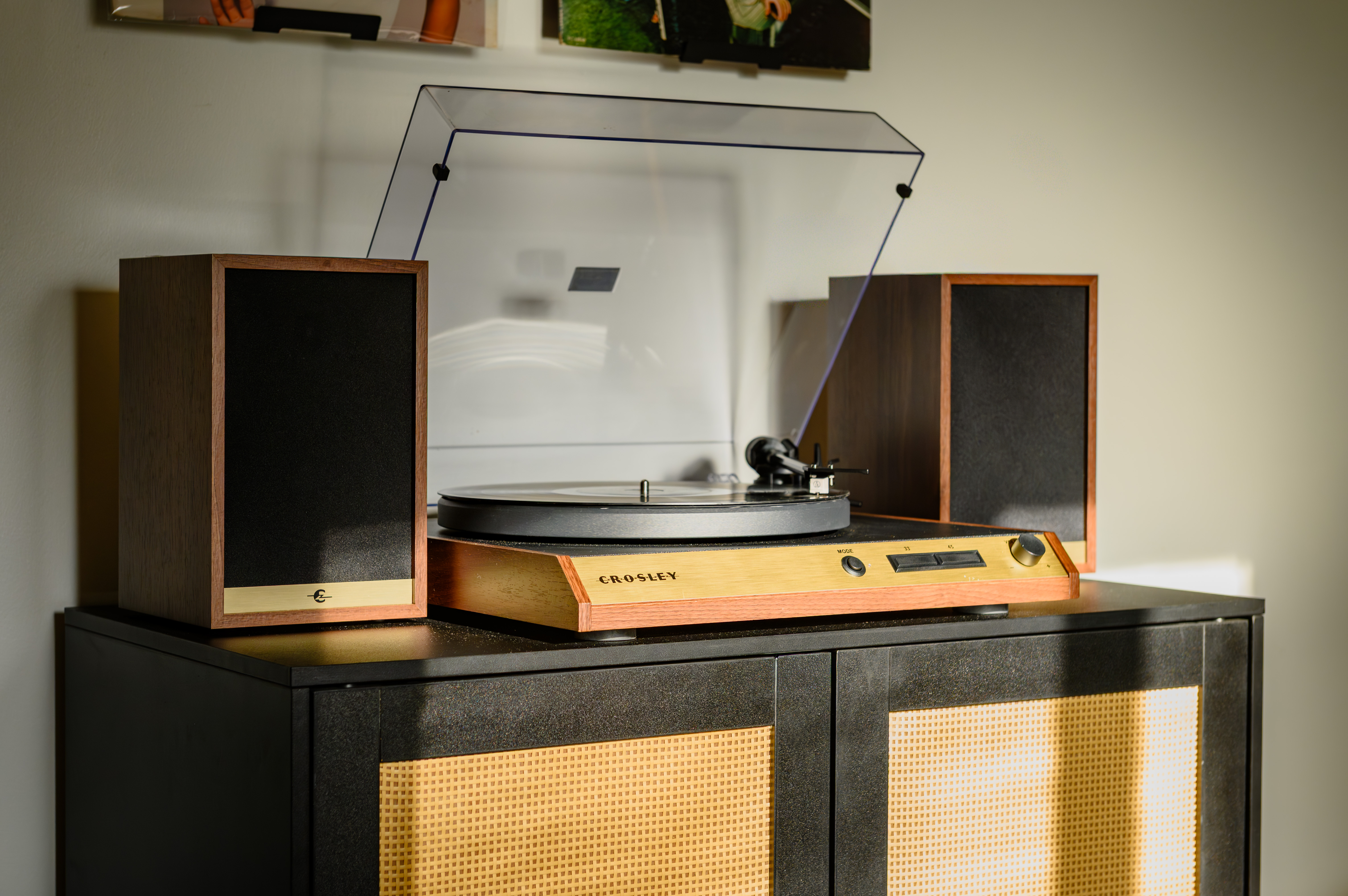 Solitude | Deck | Record Player by Mosaic Getaways - Photo 12