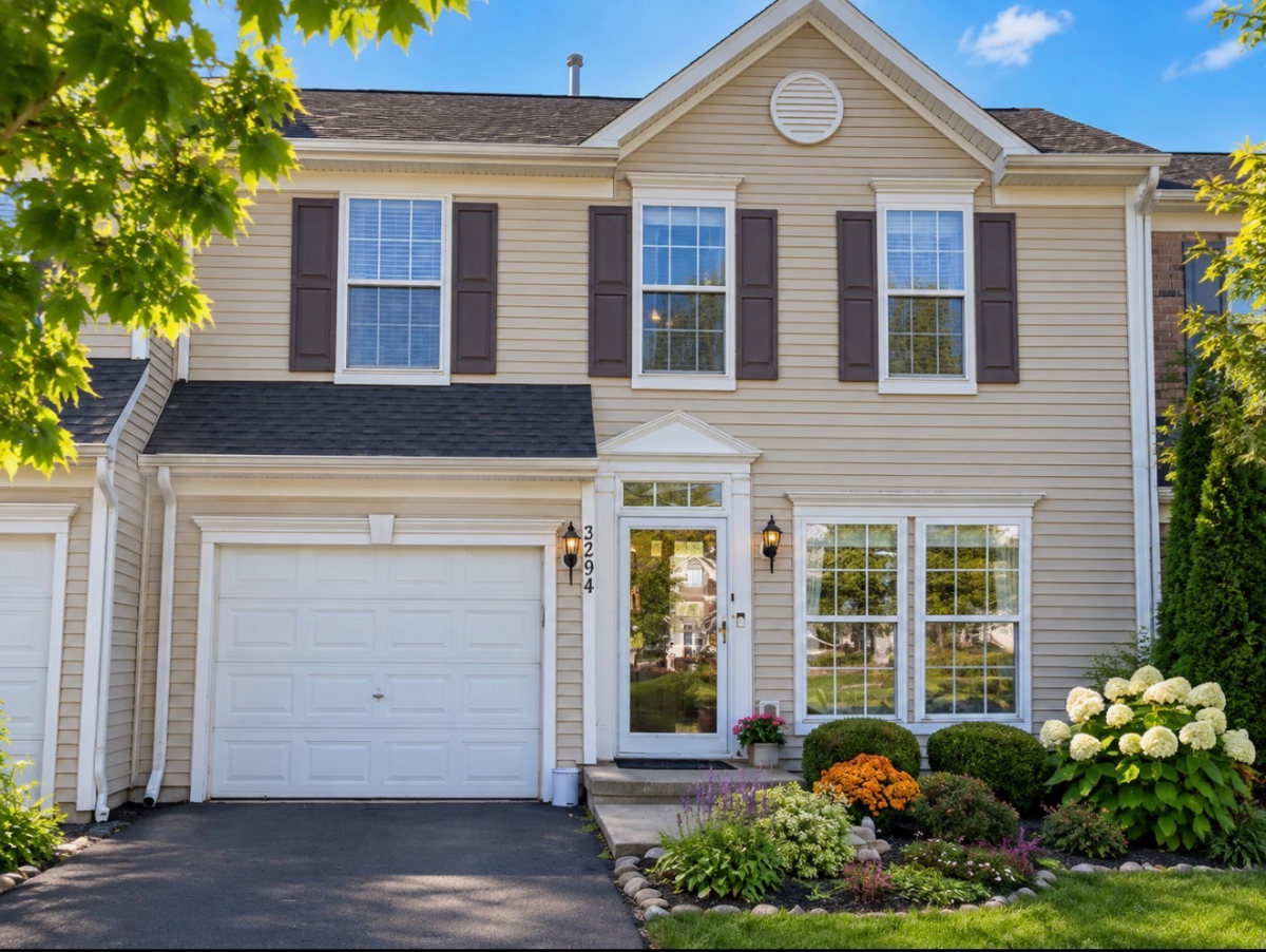 ENTIRE 3BR/4BA HOUSE or INDIVIDUAL ROOM for the right person - Photo 1