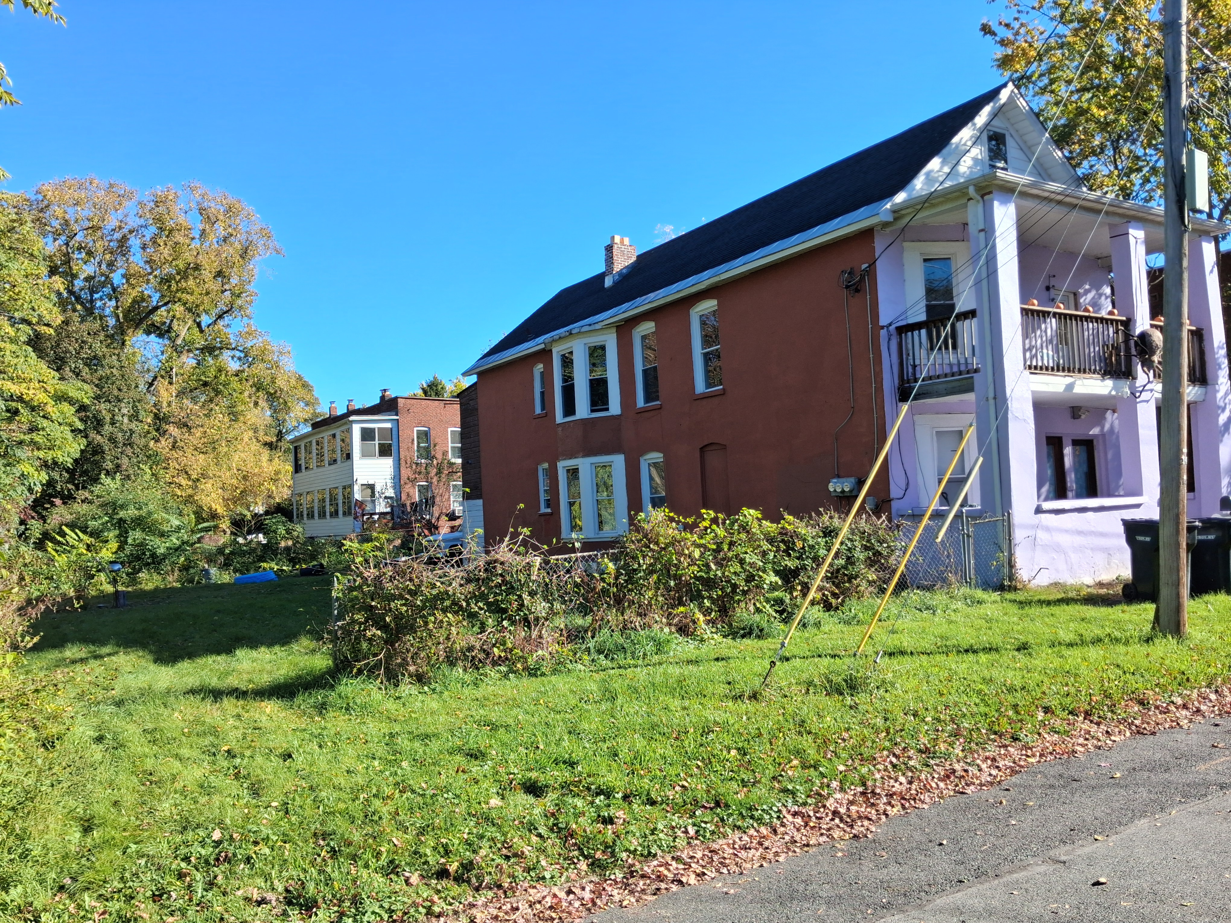 Walk to Samaritan or RPI. Super easy access to I-787. Right behind Hudson Commons. - Photo 3