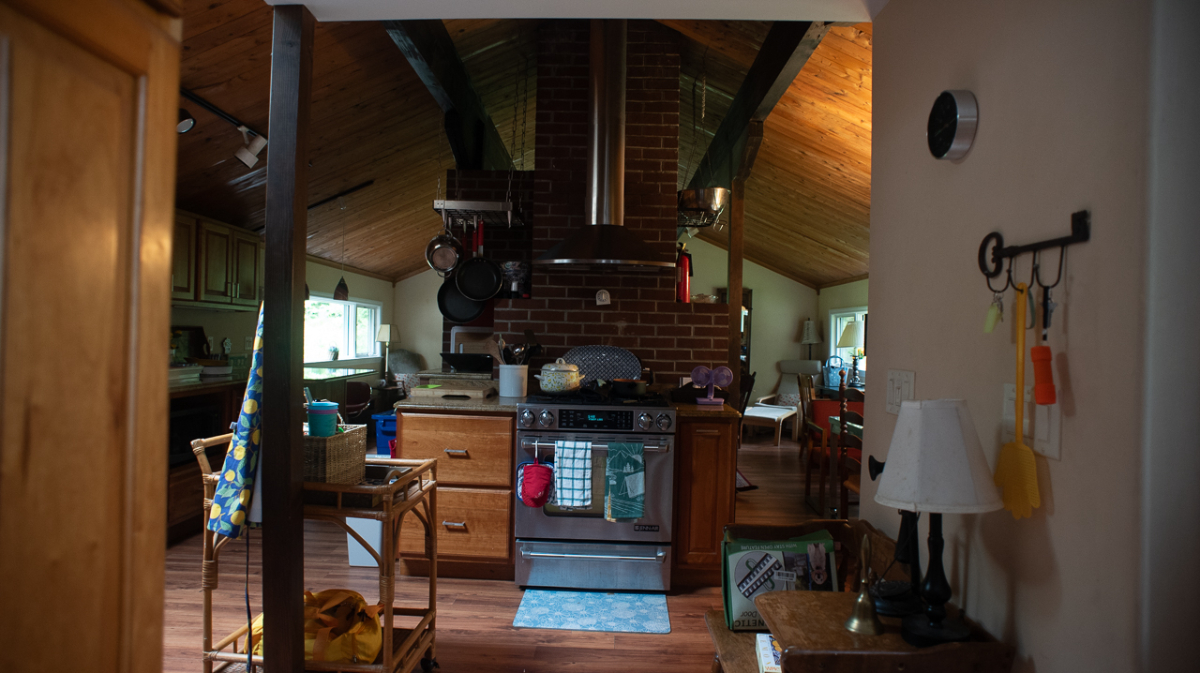Rent this 1960s-Style Vermont Ski Cabin 1BR Apartment for Season or by Month - Photo 7