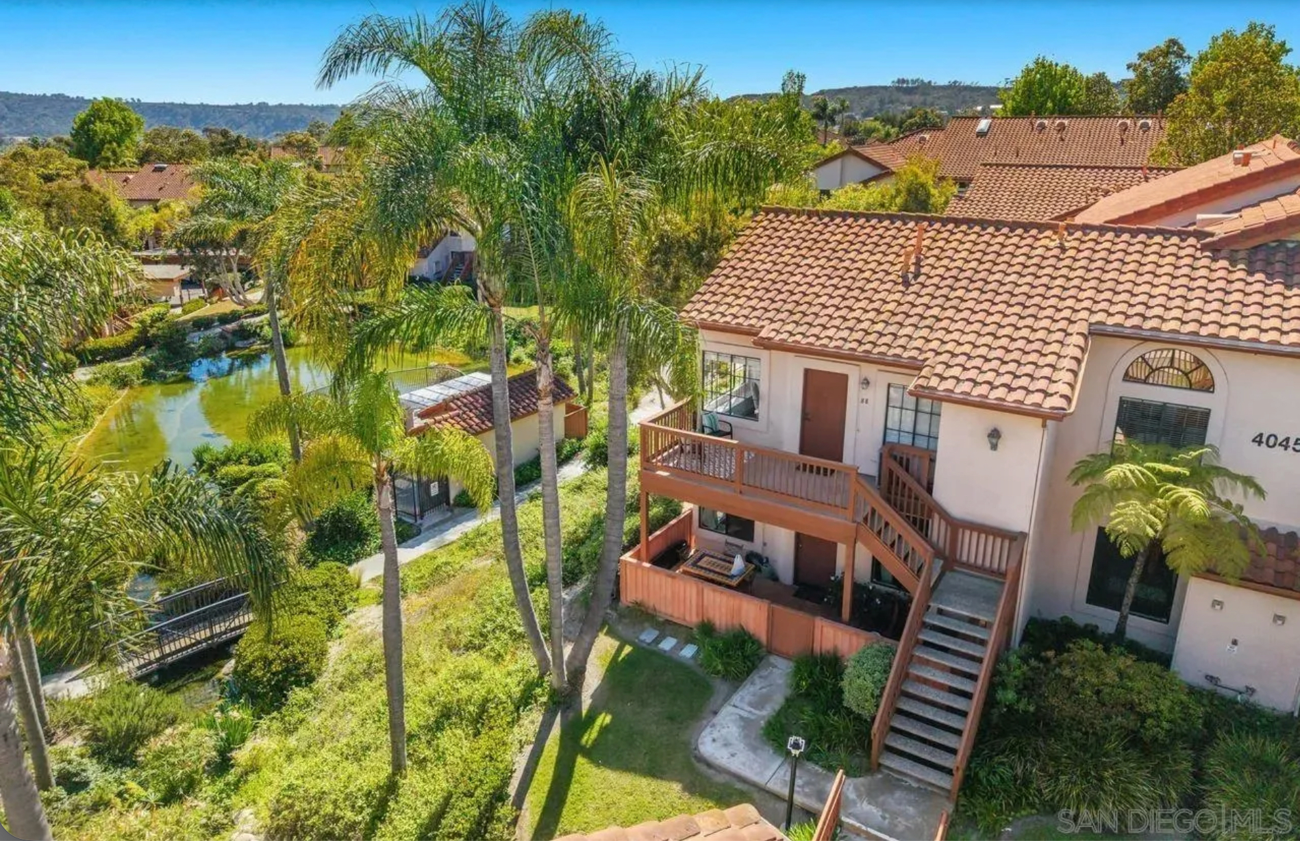 Bright and airy Del Mar Highlands gem, minutes from beach - Photo 1