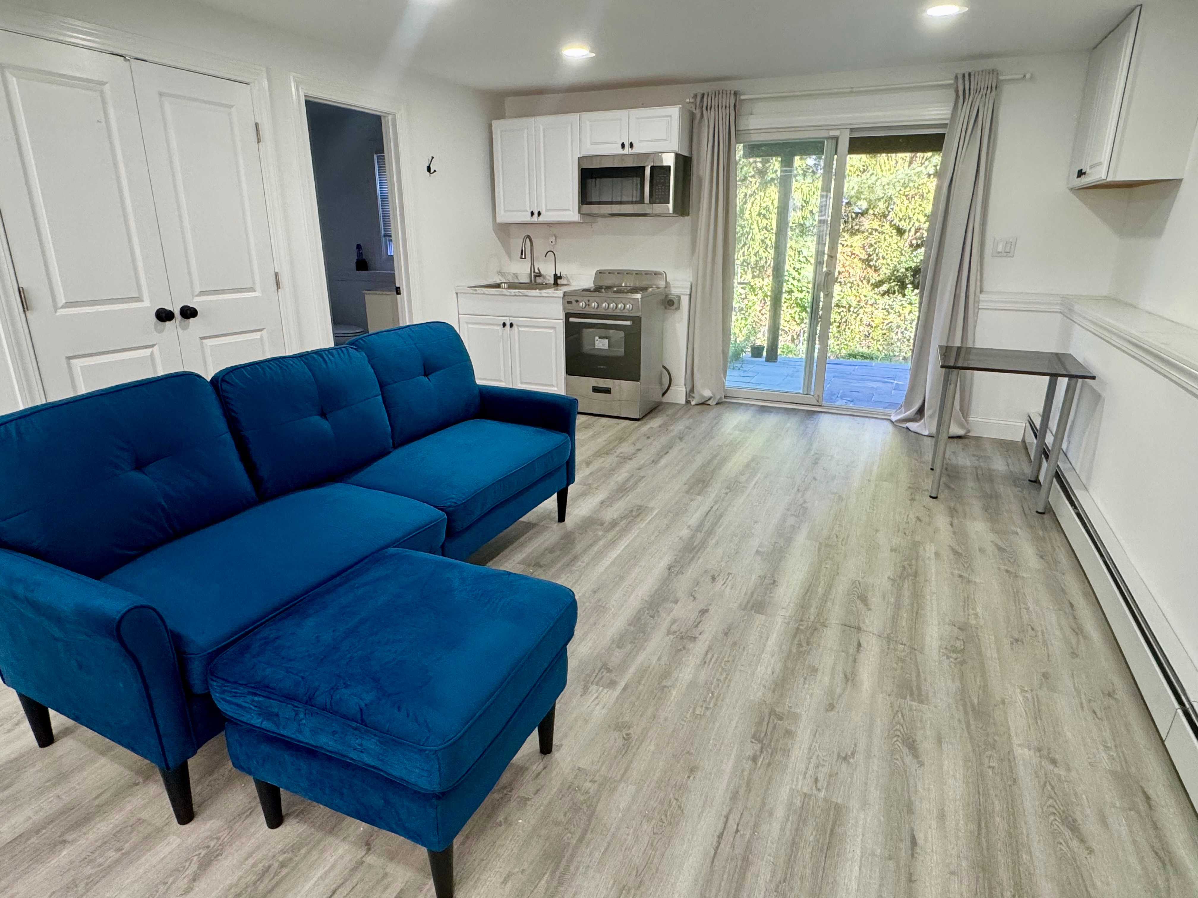 Beautiful Furnished Studio in Piermont -all inclusivr - Photo 8