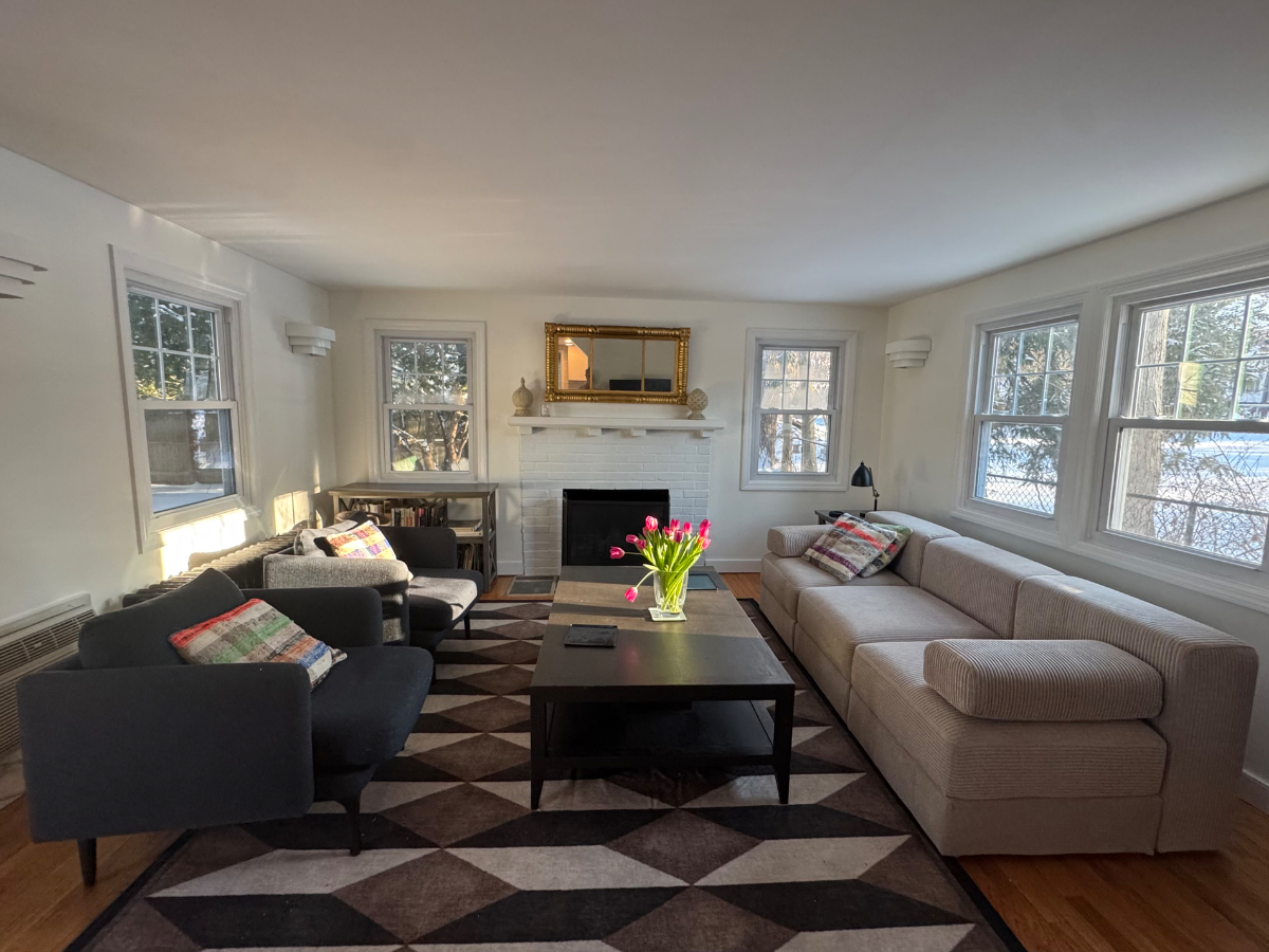 Stylish Chappaqua Cottage | Walk to Town & Train - Photo 1