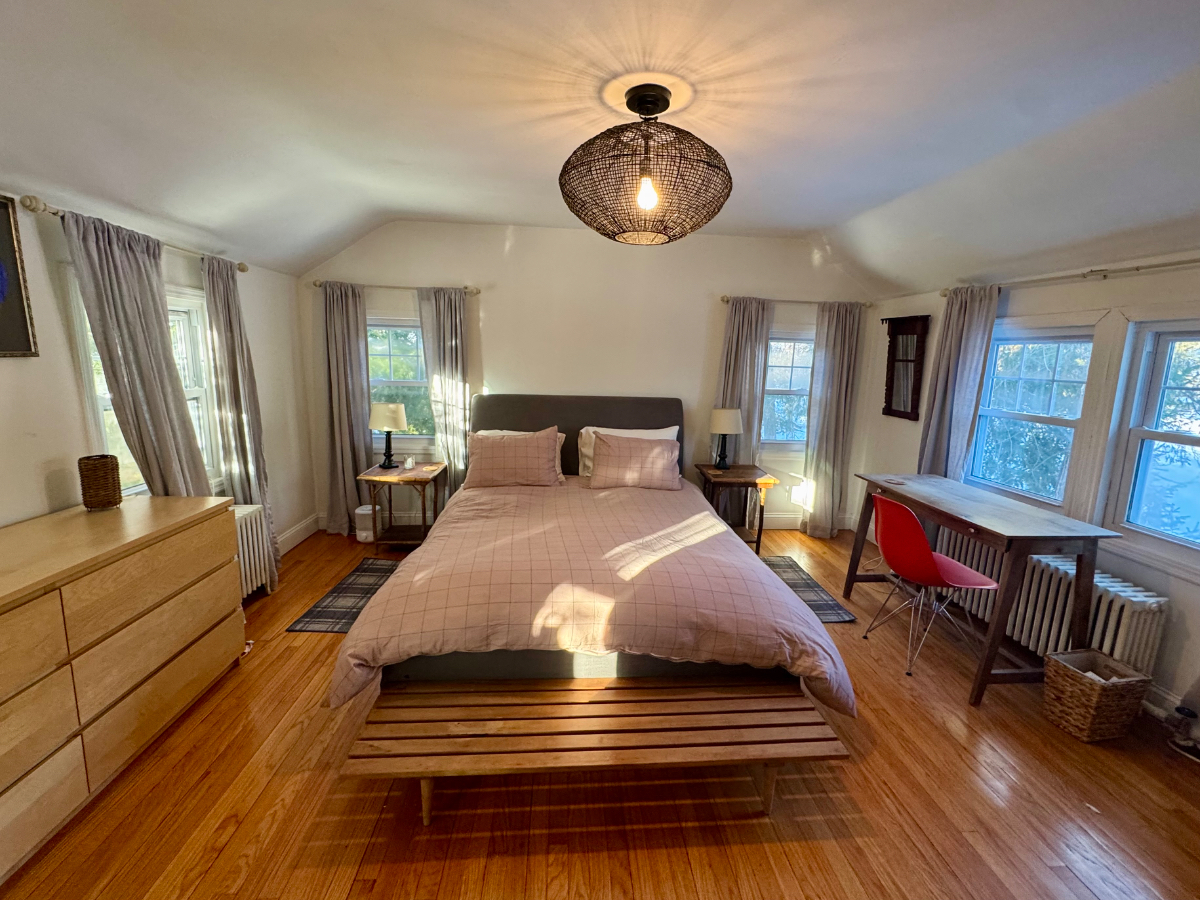 Stylish Chappaqua Cottage | Walk to Town & Train - Photo 3