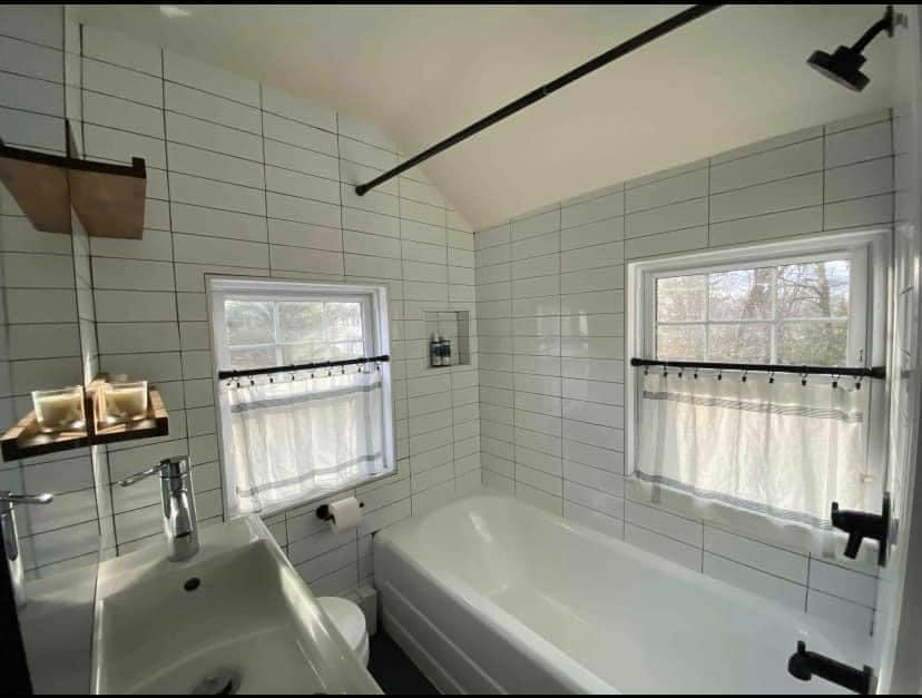 Stylish Chappaqua Cottage | Walk to Town & Train - Photo 7