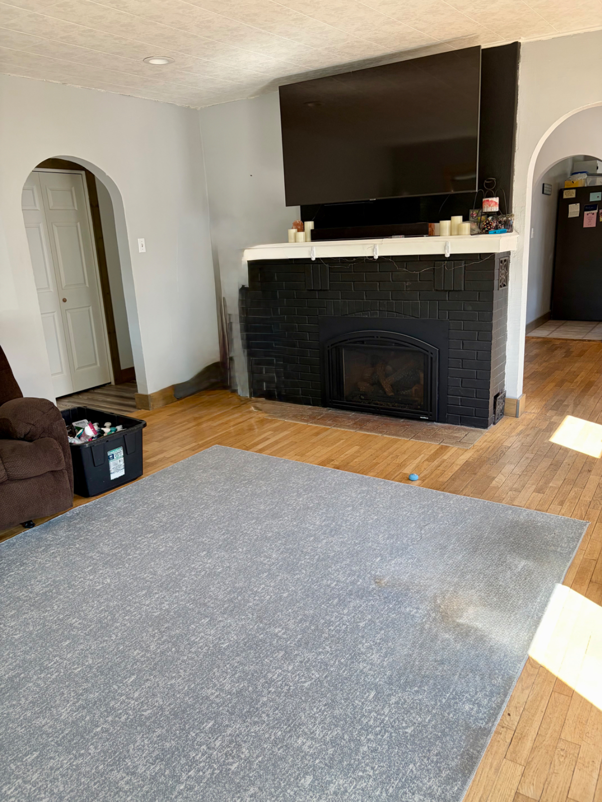 Utilities and WiFi included - Photo 5