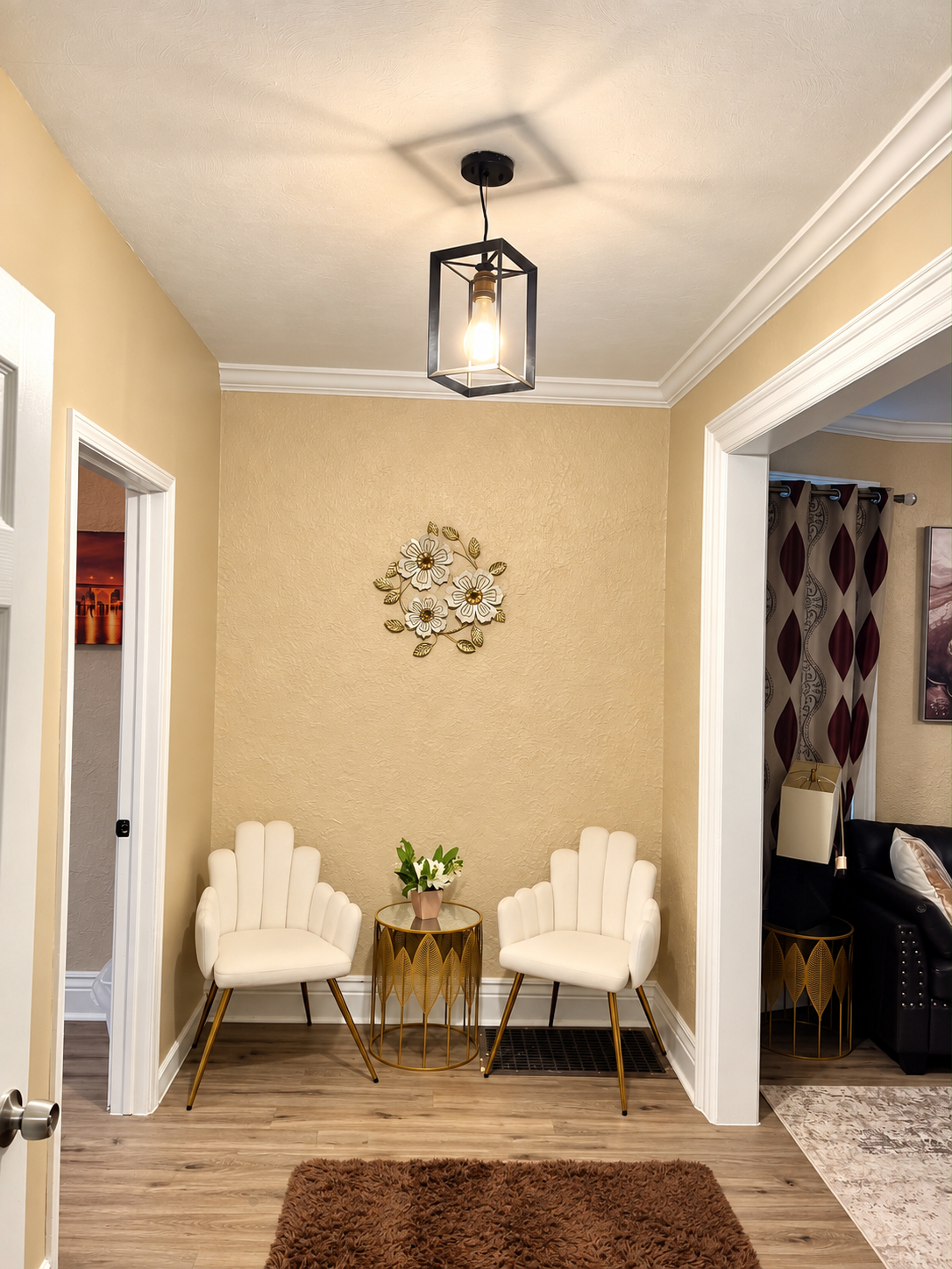 Beautiful 4 BHK Furnished Home in the Heart of Niagara Falls - Photo 10