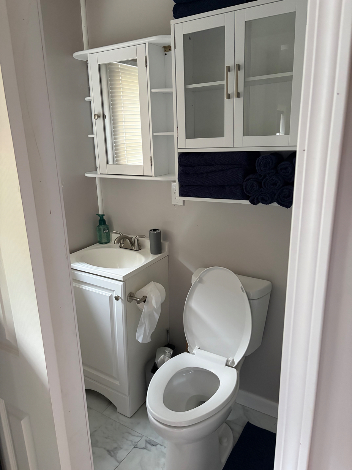 Fully renovated furnished studio apartment - Photo 6