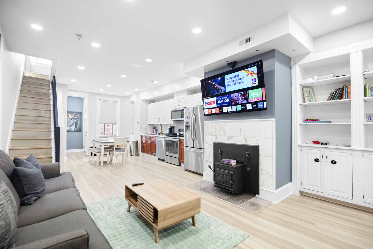 Impeccable Capitol Hill Living - Photo 1