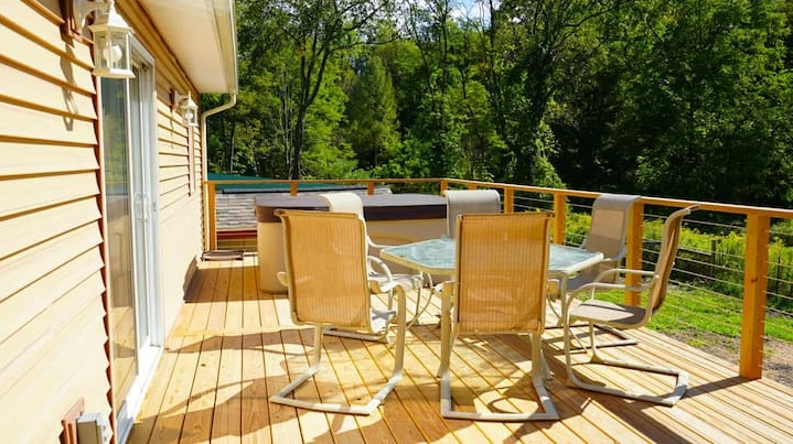Lumberjaxs Luxury Lair - Photo 2