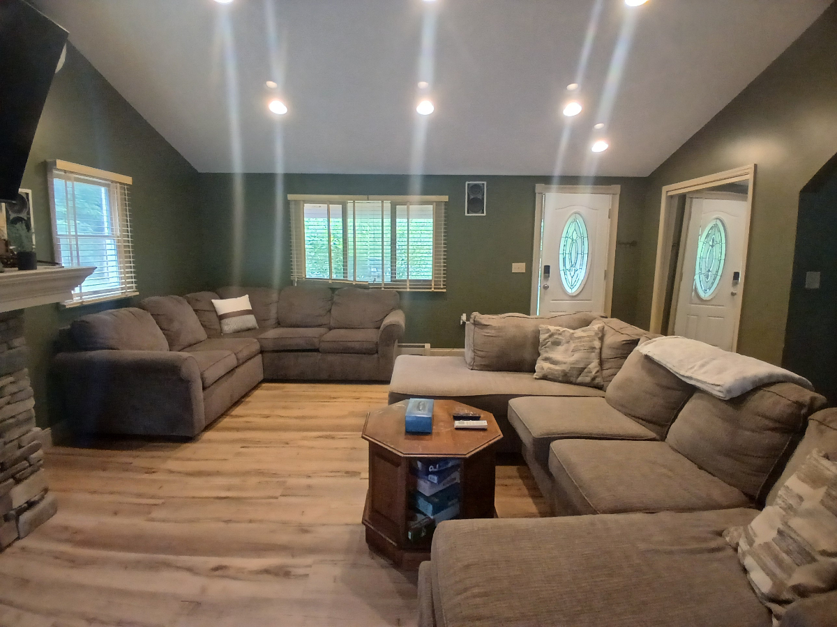 Lumberjaxs Luxury Lair - Photo 7