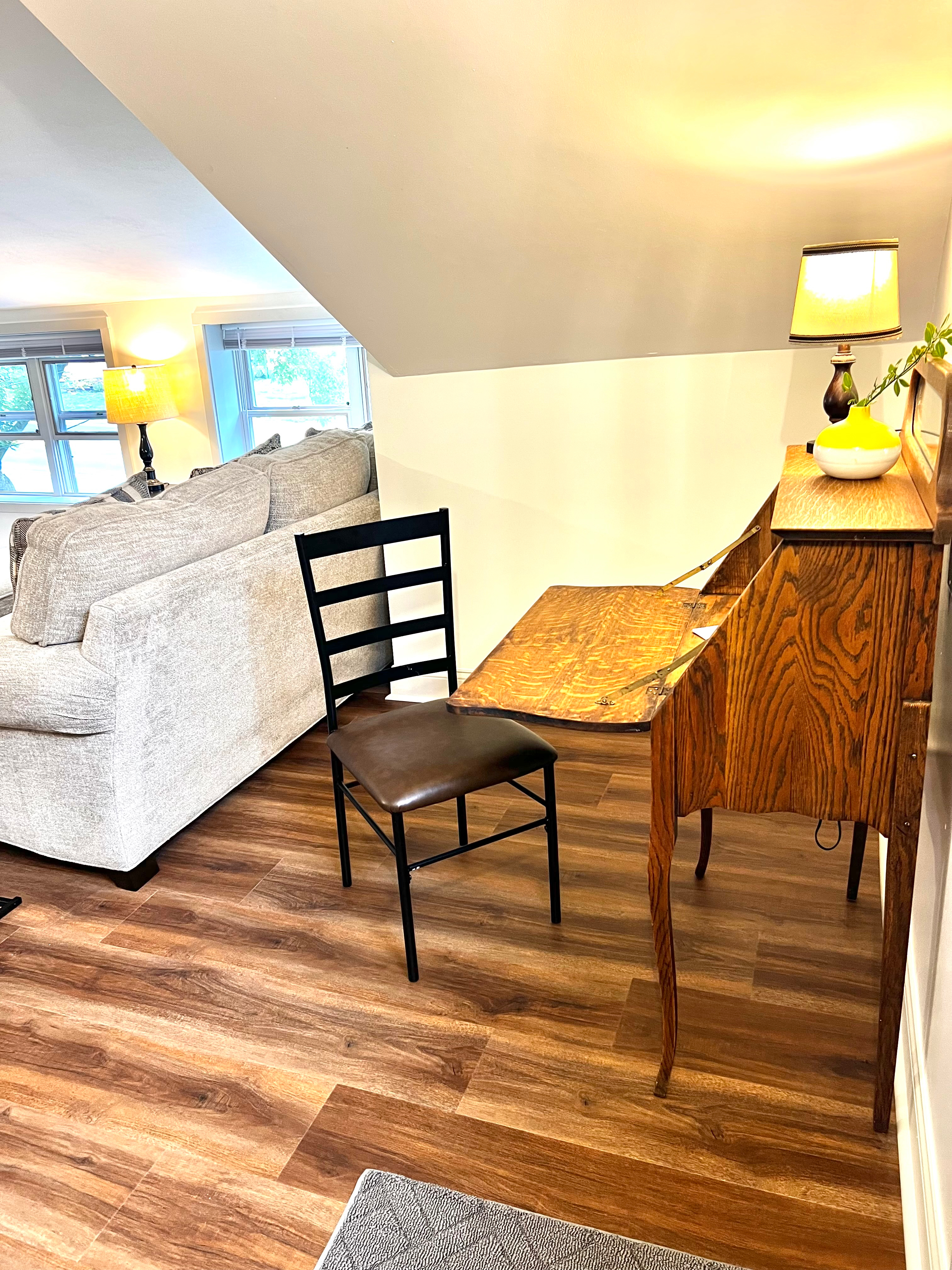 Bright & Contemporary 1BR Apartment | Work-Friendly & Fully Equipped - Photo 3