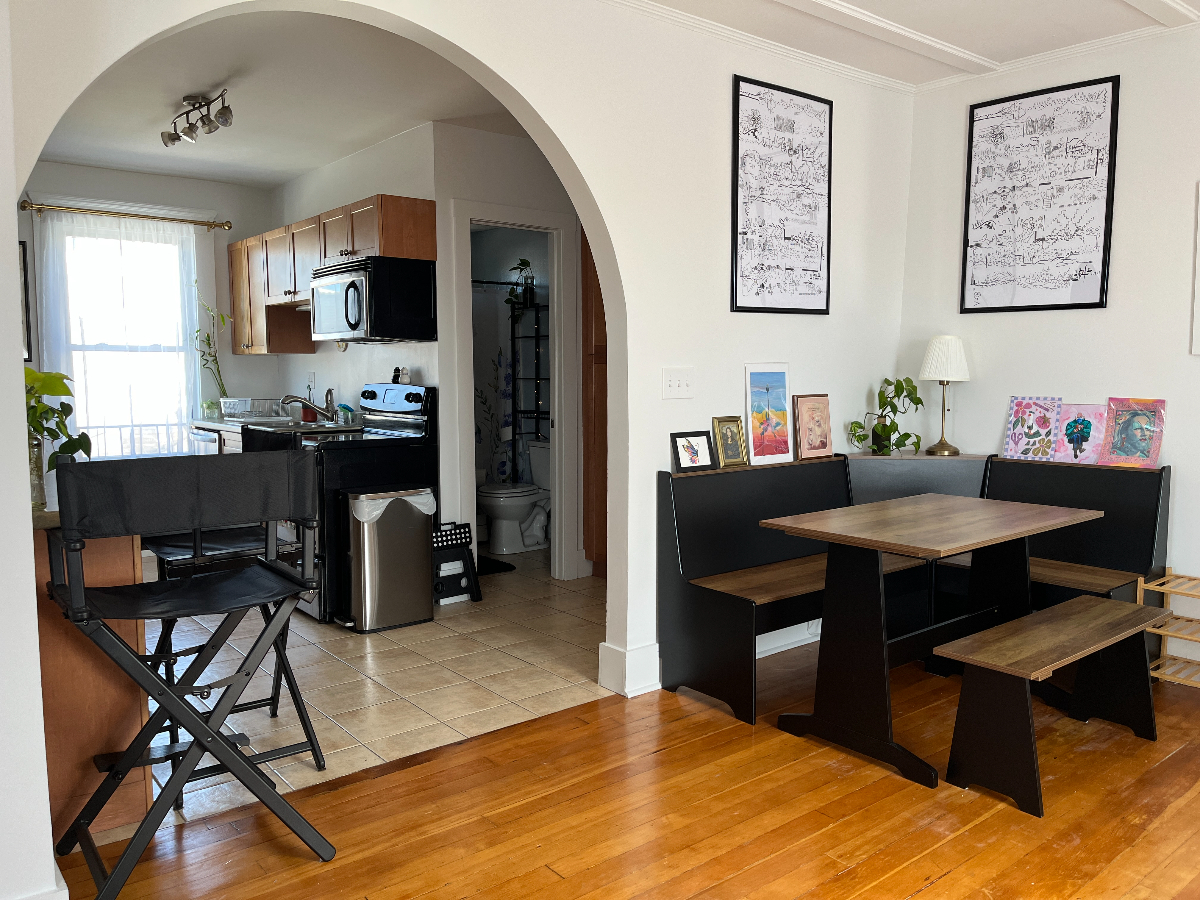 Stylish One Bed, One Bath in Downtown Saint Albans City with Artsy Vibes and Stunning Sunset Views - Photo 4